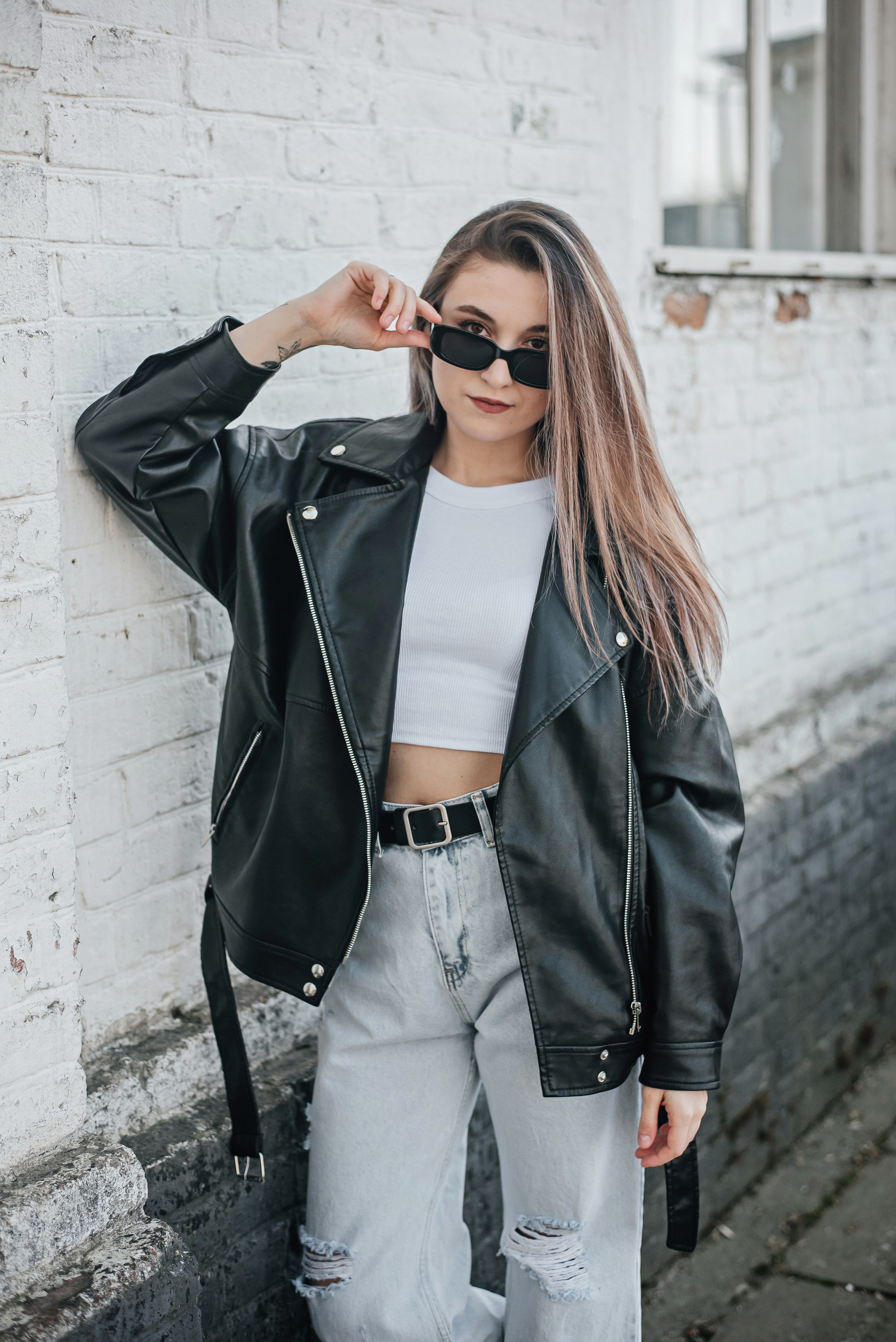 Екатерина прогулка на набережной. Детский и семейный фотограф выпускной альбом Приморско-Ахтарск