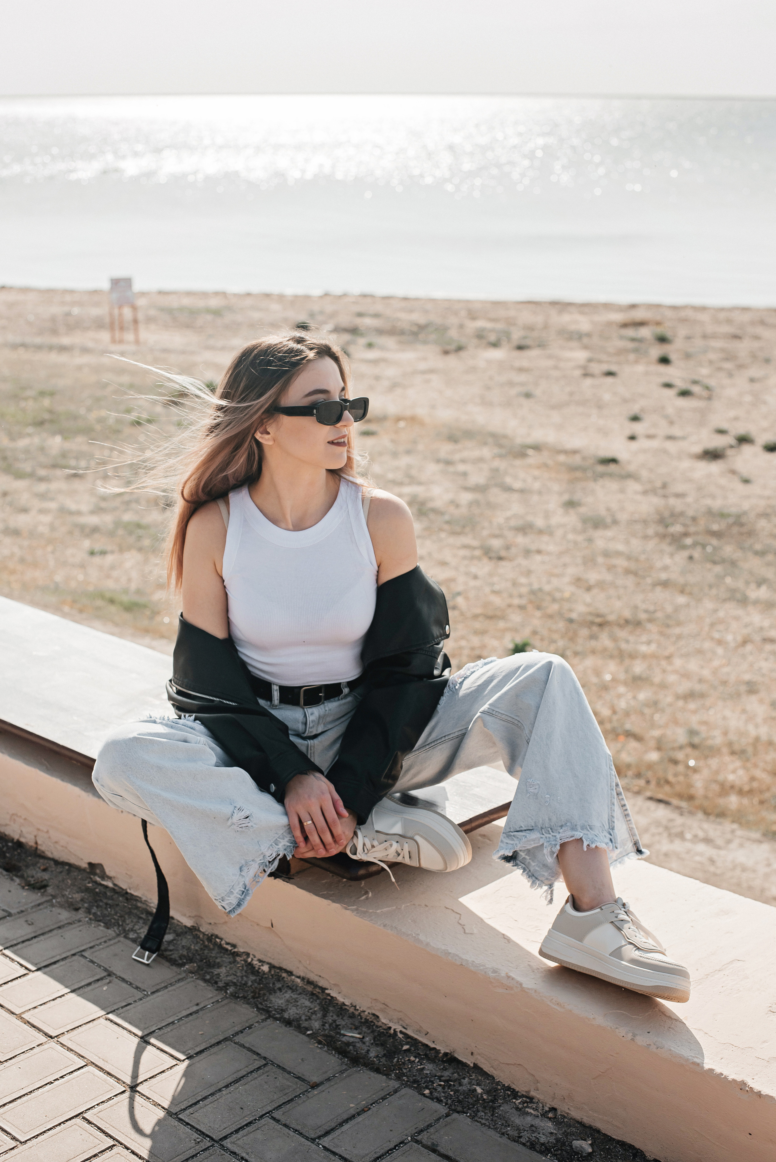 Екатерина прогулка на набережной. Детский и семейный фотограф выпускной альбом Приморско-Ахтарск