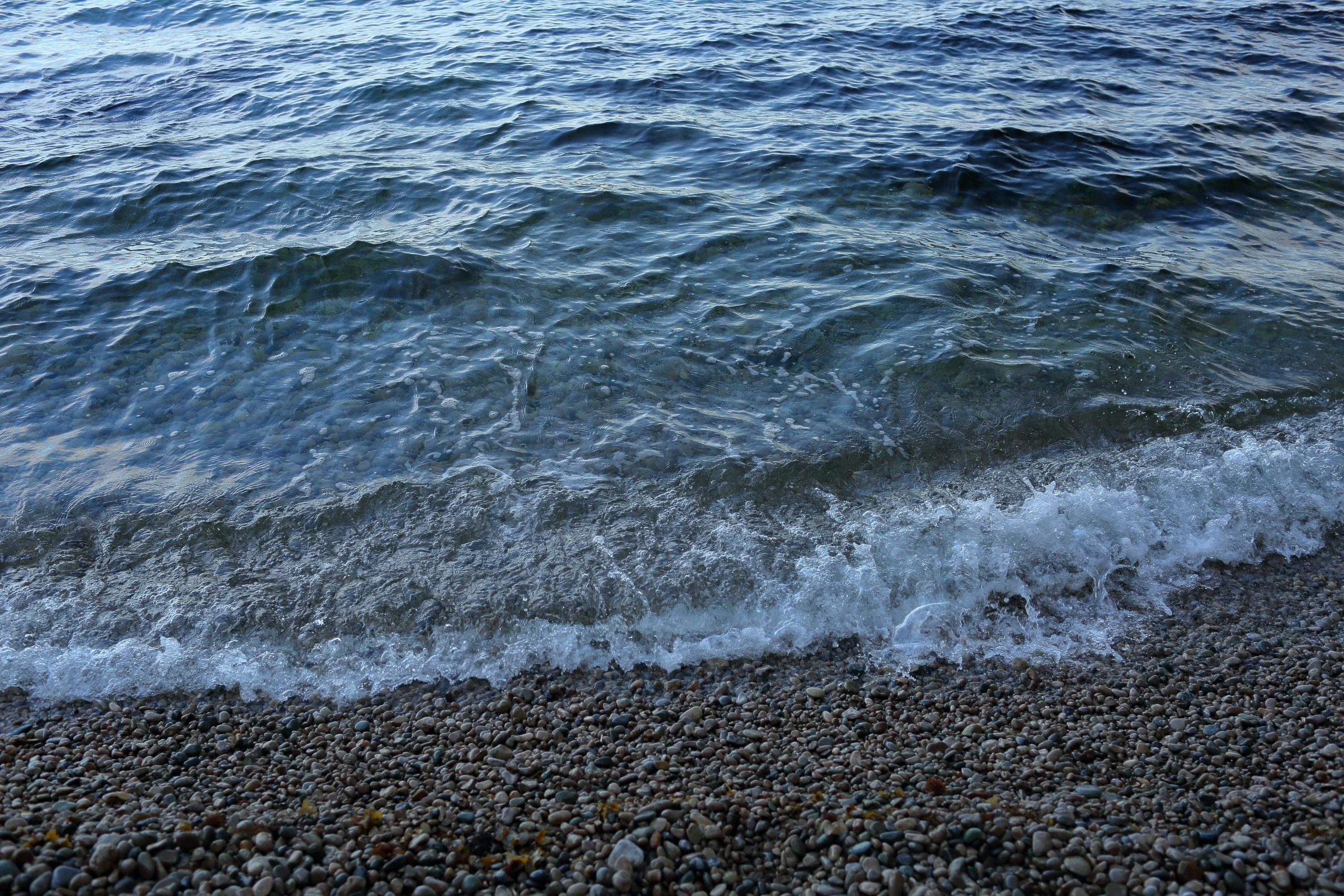 Фотосессия девушки в Крыму на море. Свадебный и репортажный фотограф в Ярославле и Санкт-Петербурге Роман Микрюков