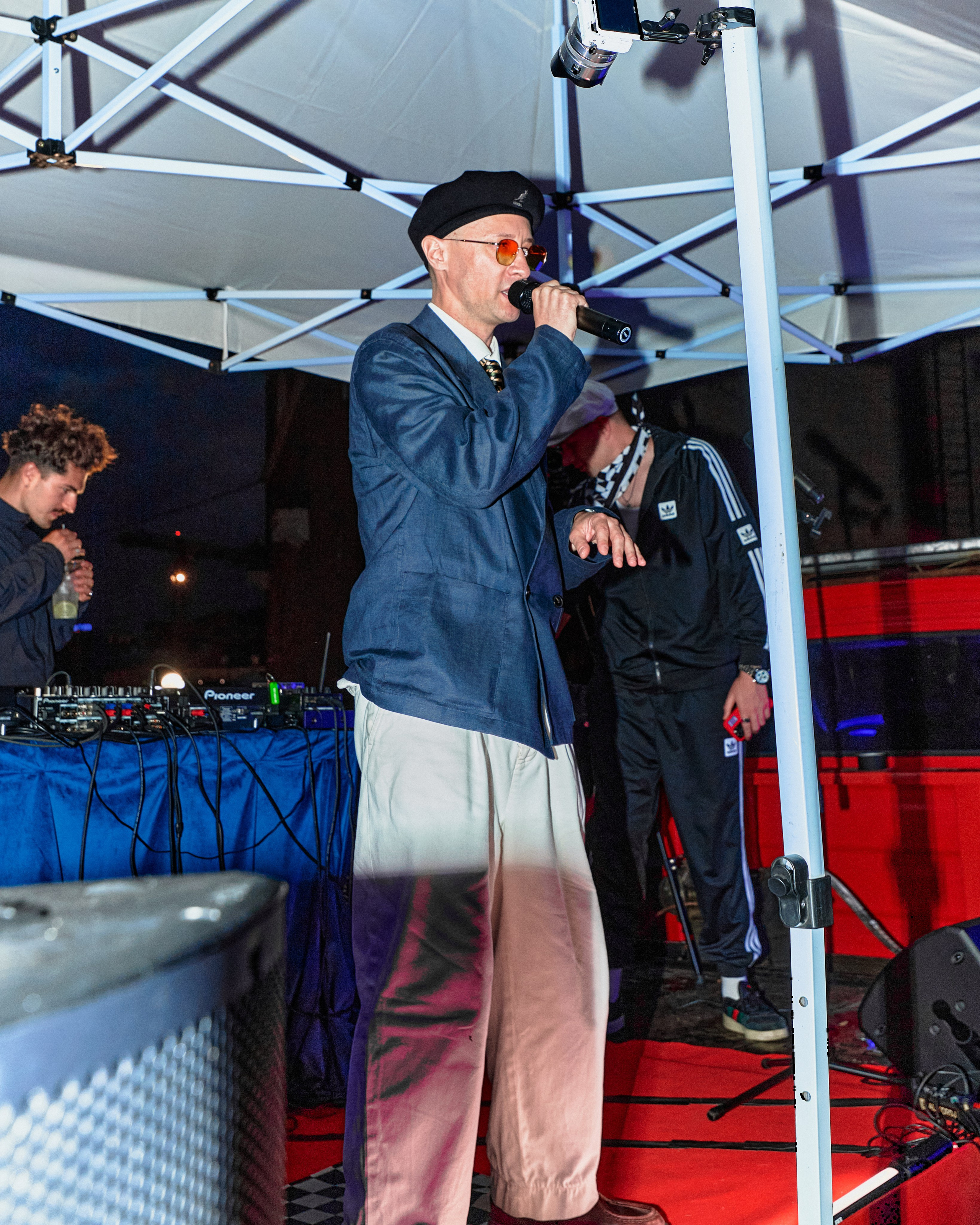 Kinemotor 9 years. Святослав Лебедев | Рекламный фотограф — Коммерческая съемка, Арт-дирекшн, AI-интеграция