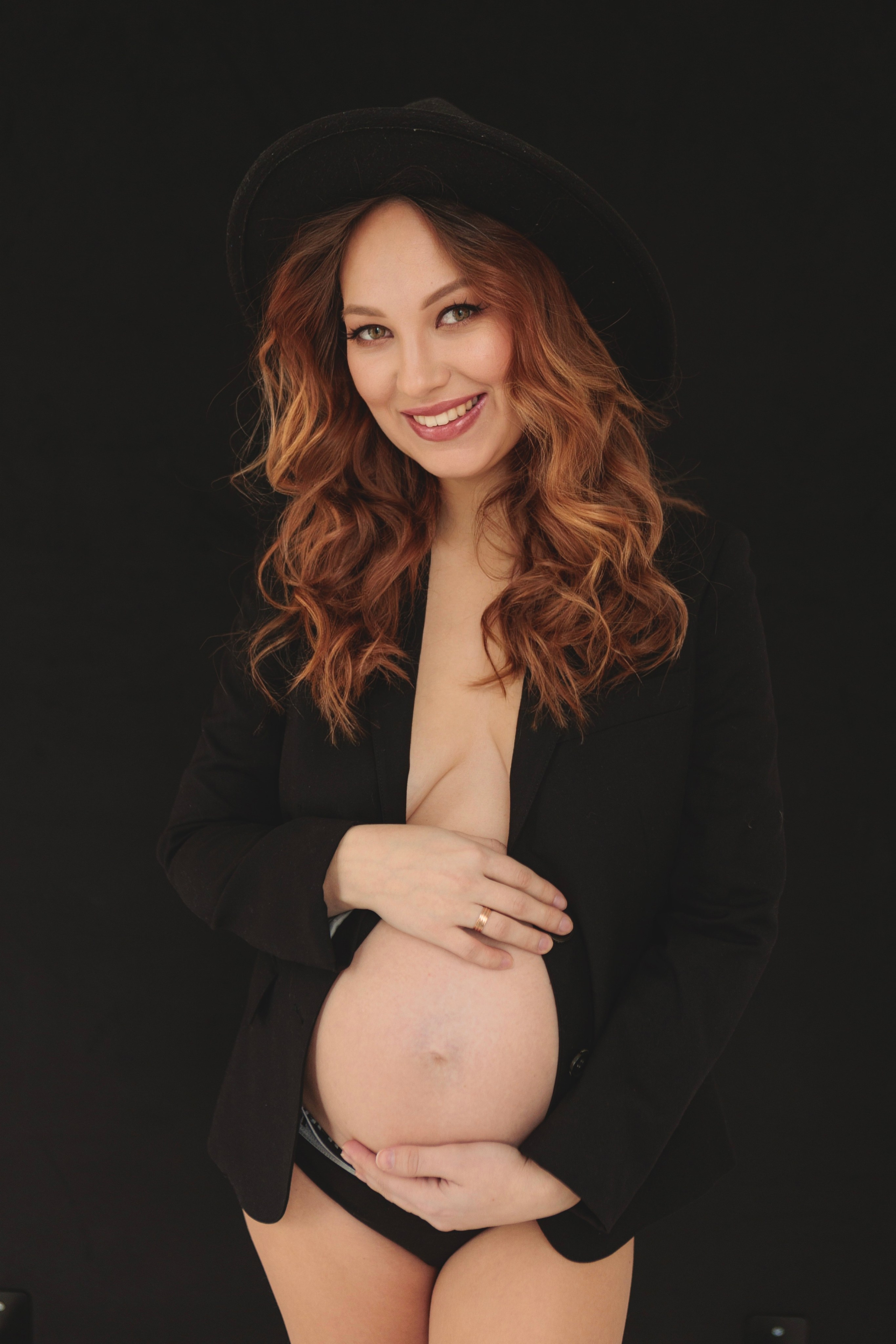 Фотосессия беременности. Фотограф беременности и семейных историй в Москве Юлия Варт