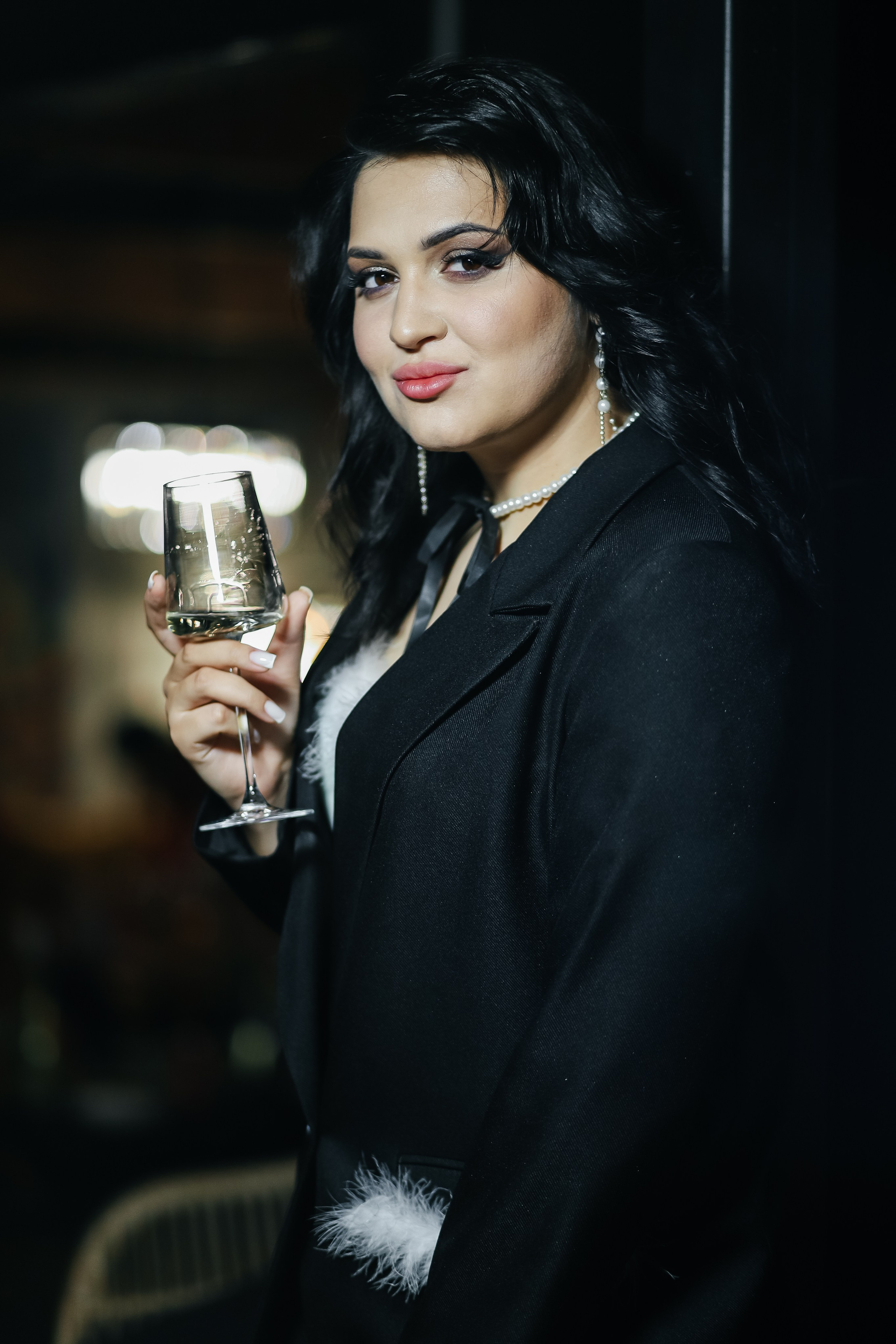 25.Диана и гости