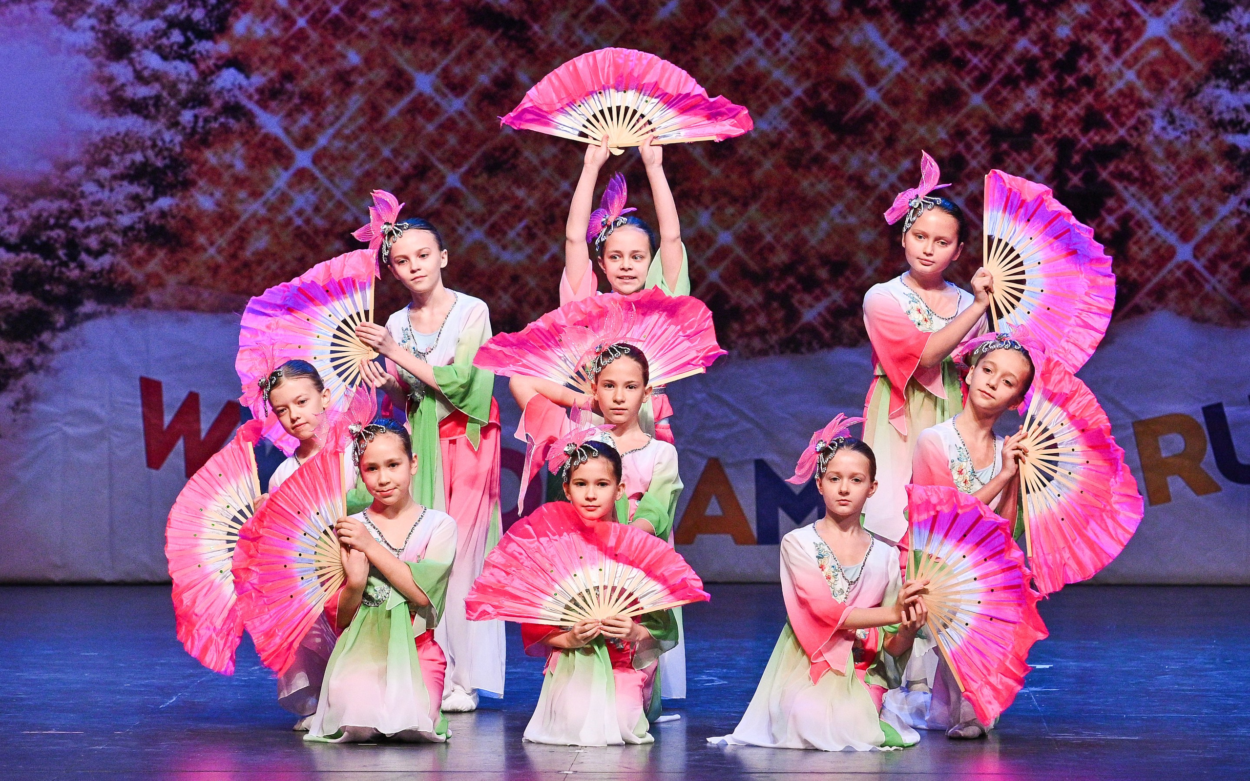 14.11.2024 «Новогодний Звездопад Талантов» Фестивальное движение «Шаг к мечте» г. Москва. Медиастудия Фото Концепт