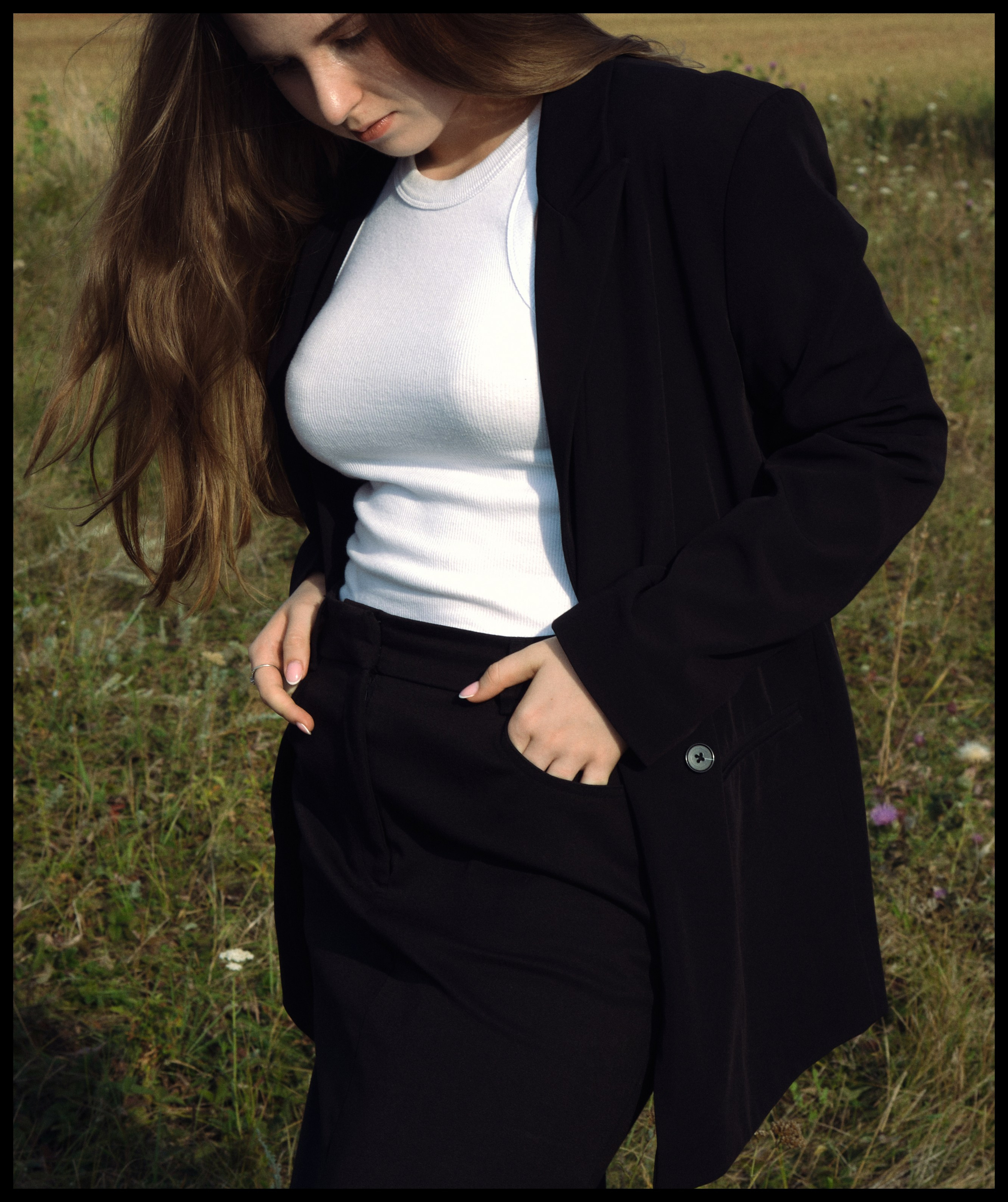 Commercial. Tatienne