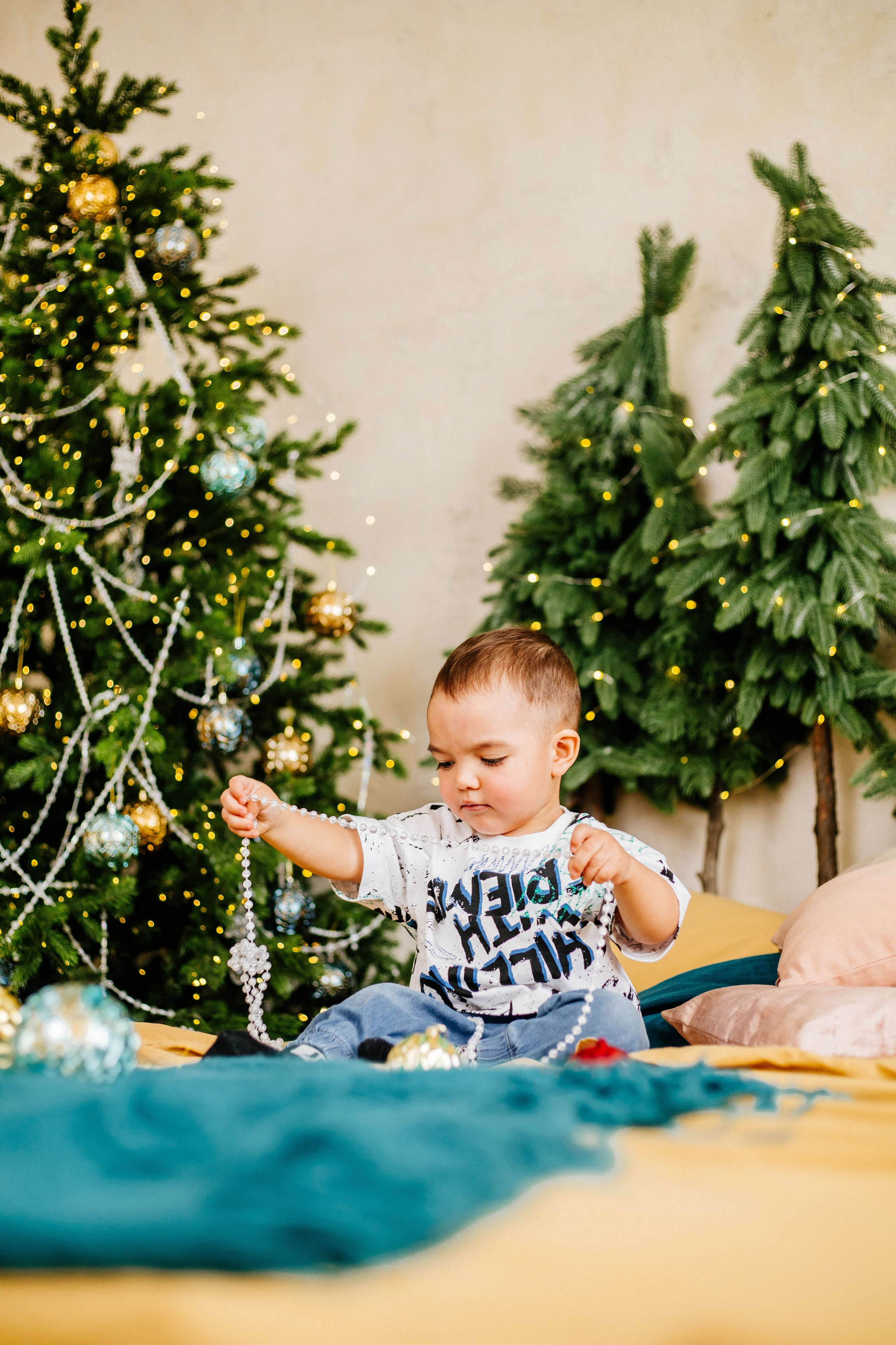 Лев с семьей. Рыжова Тамара