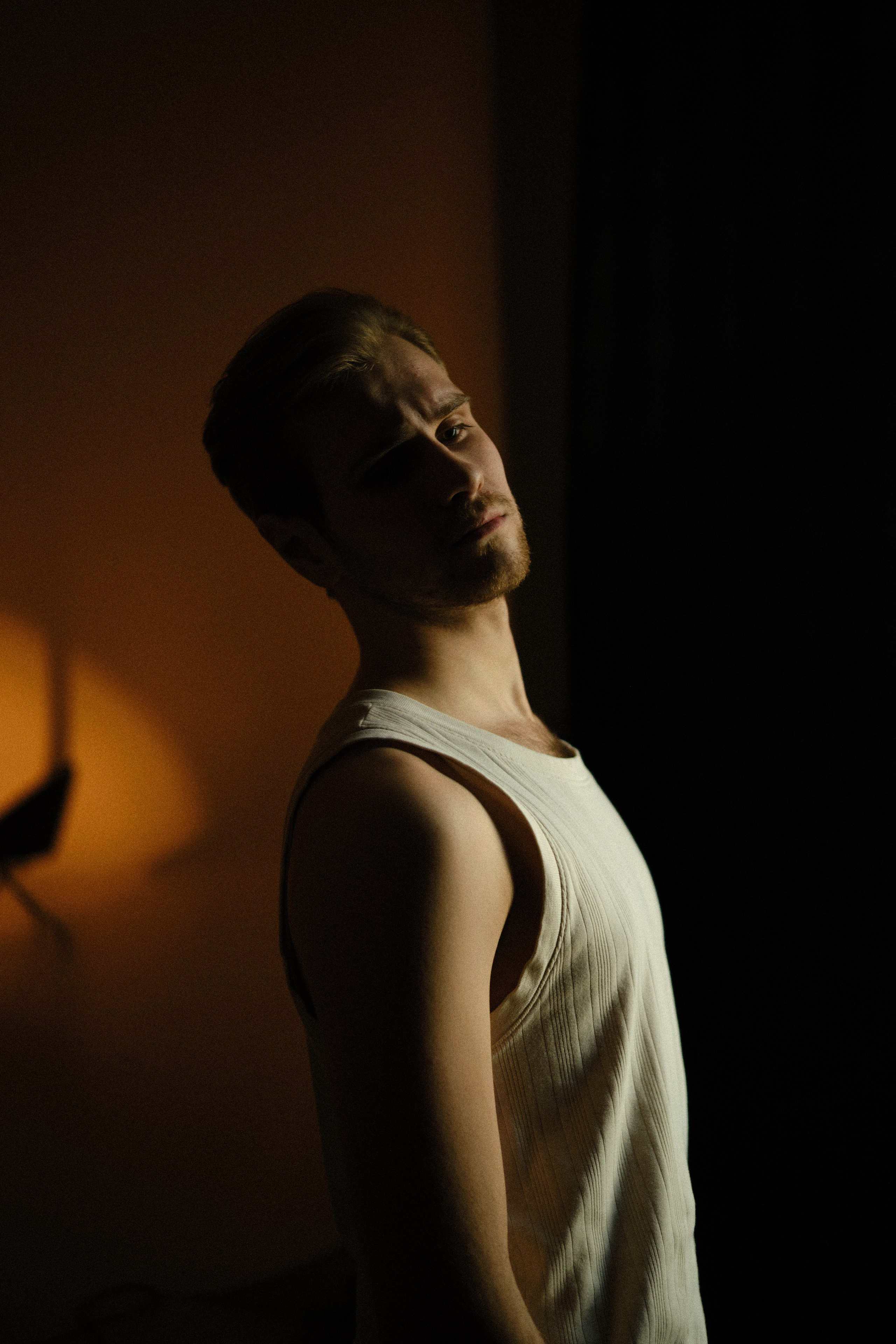 МУЖСКОЙ ПОРТРЕТ. Фотограф Владивосток Оля КРОКС