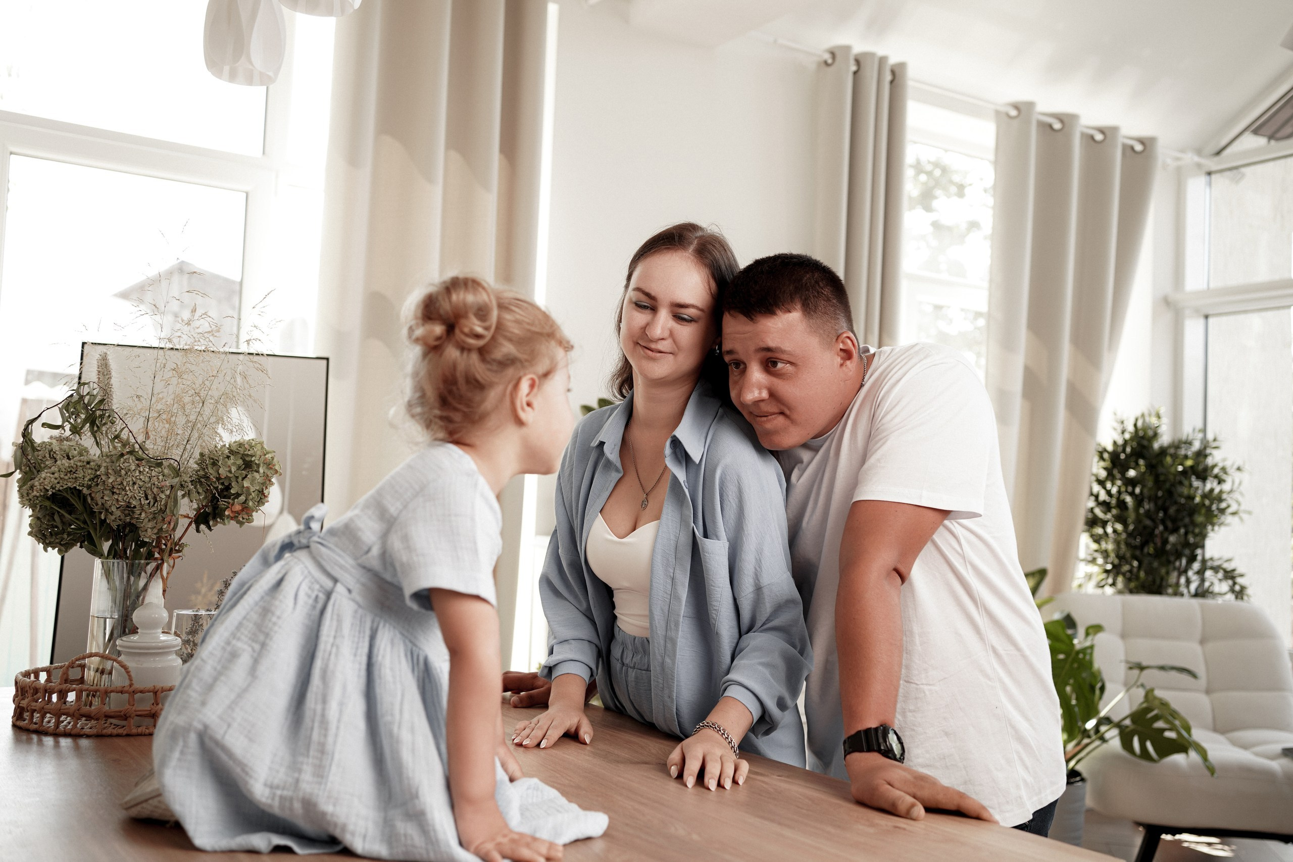 Семейная фотосессия в студии Терра в Новочеркасске. Фотограф Ростов-на-Дону. Свадебный фотограф в Ростове-на-Дону. Таинство Крещения и Венчания, семейные фотосессии. Алёна Чёботова