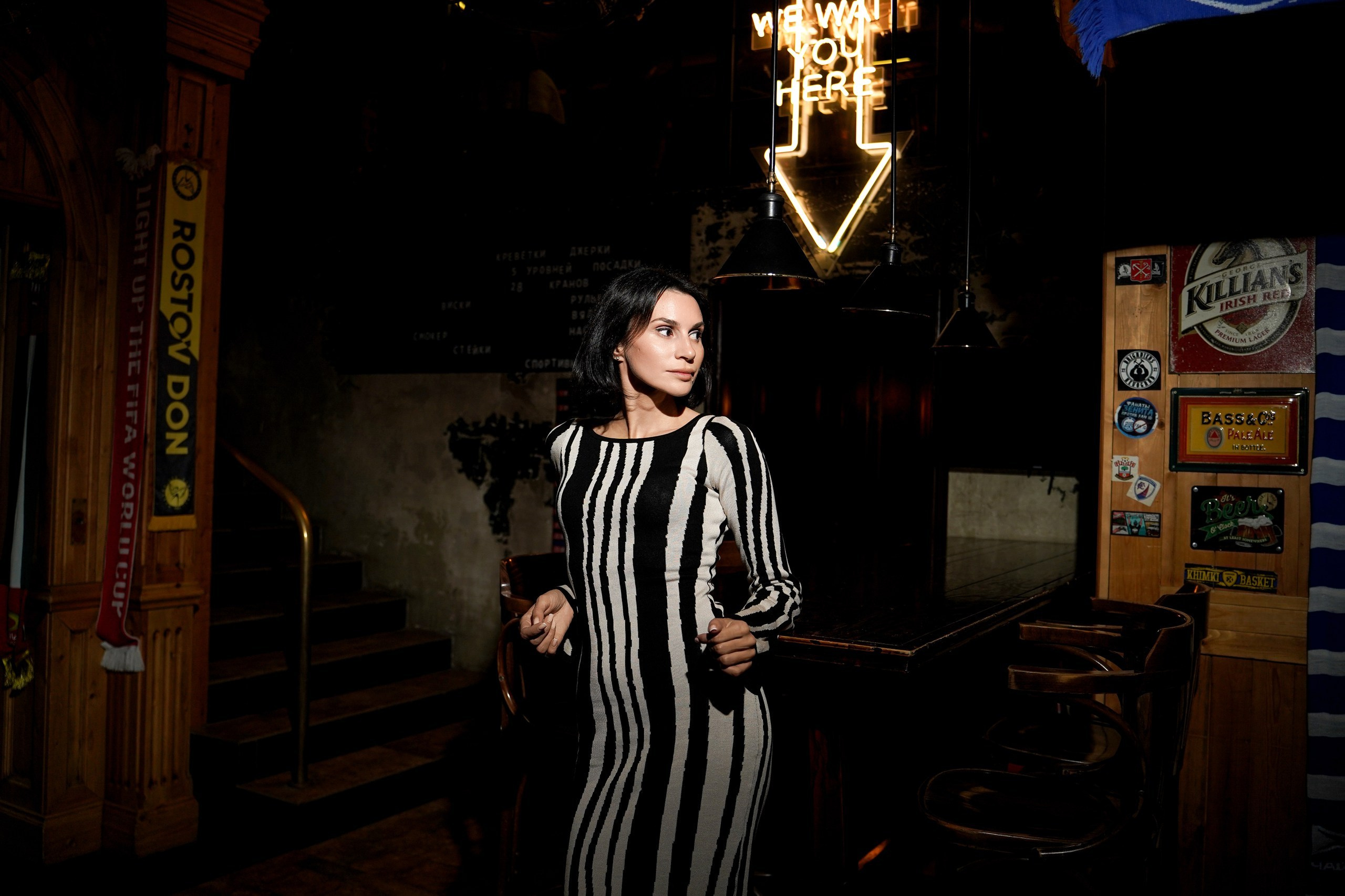 Ночная фотосессия мероприятия в London Pub в Ростове-на-Дону. Свадебный фотограф в Ростове-на-Дону. Таинство Крещения и Венчания, семейные фотосессии. Алёна Чёботова