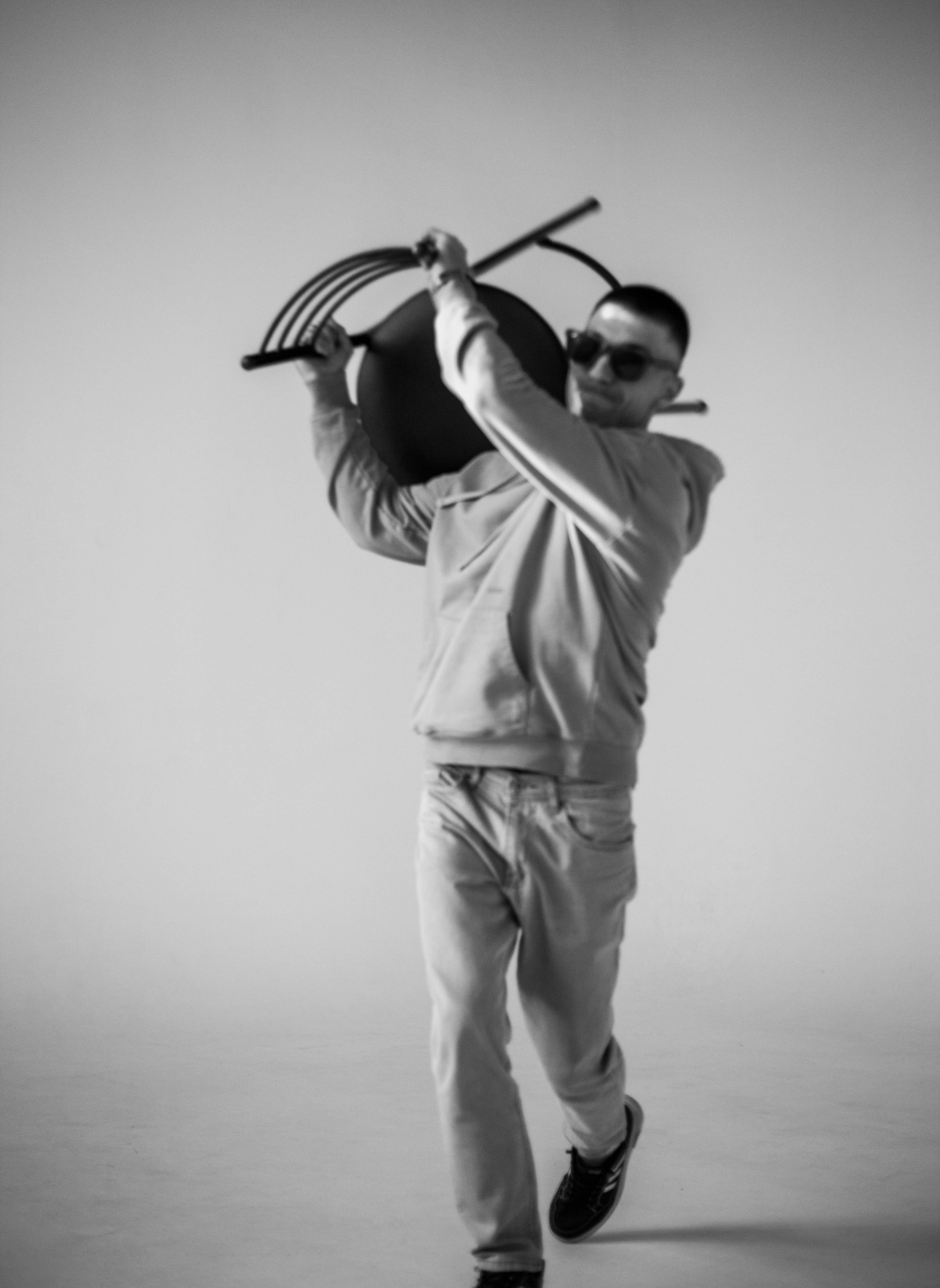 Студия. Уличный фотограф Города N