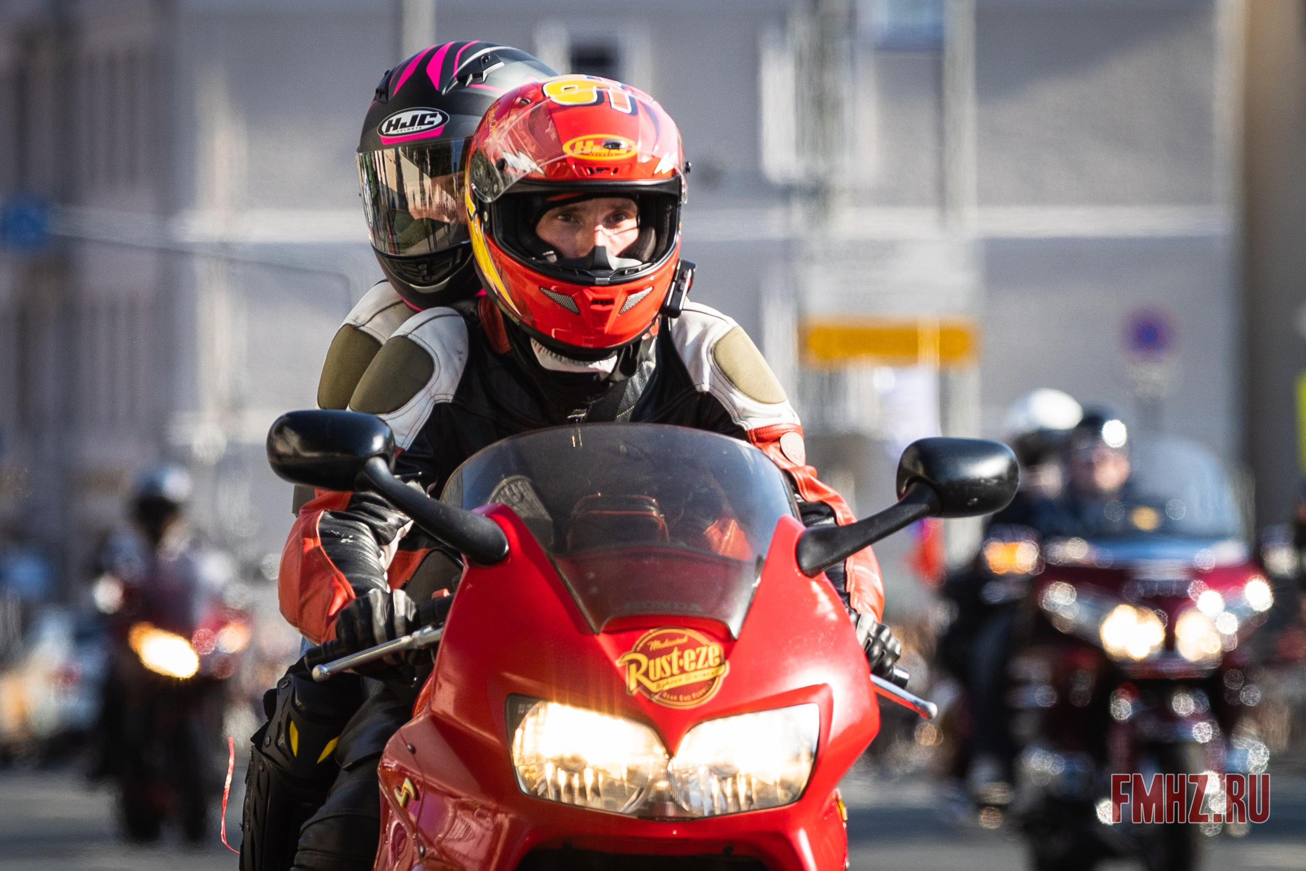 Закрытие Мотосезона 2023 на проспекте Академика Сахарова. Фотограф Владимир Охрименко