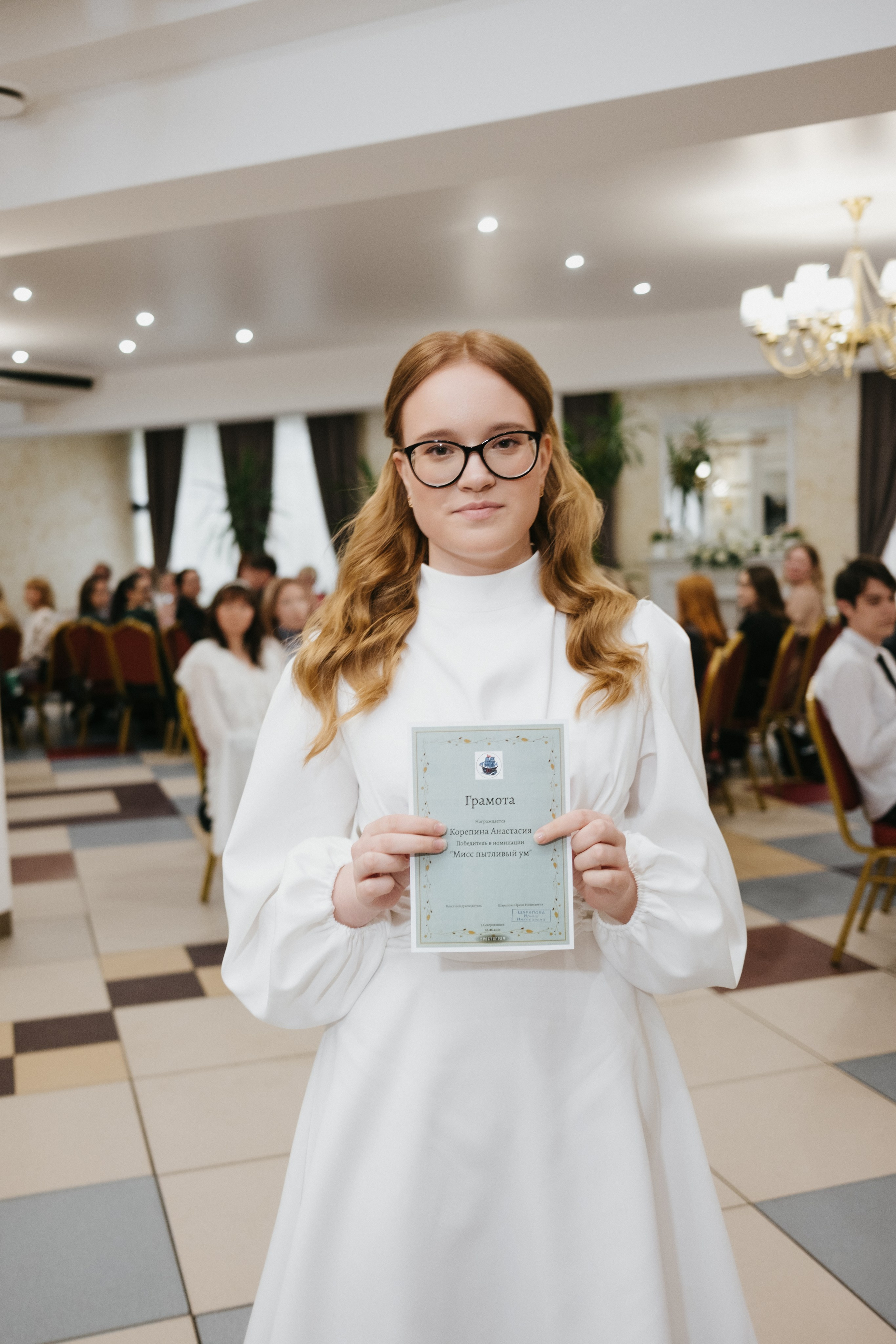 Выпускной 11 класс школы № 30. Свадебный и репортажной фотограф Денис Ожигин в Краснодаре и Краснодарском крае