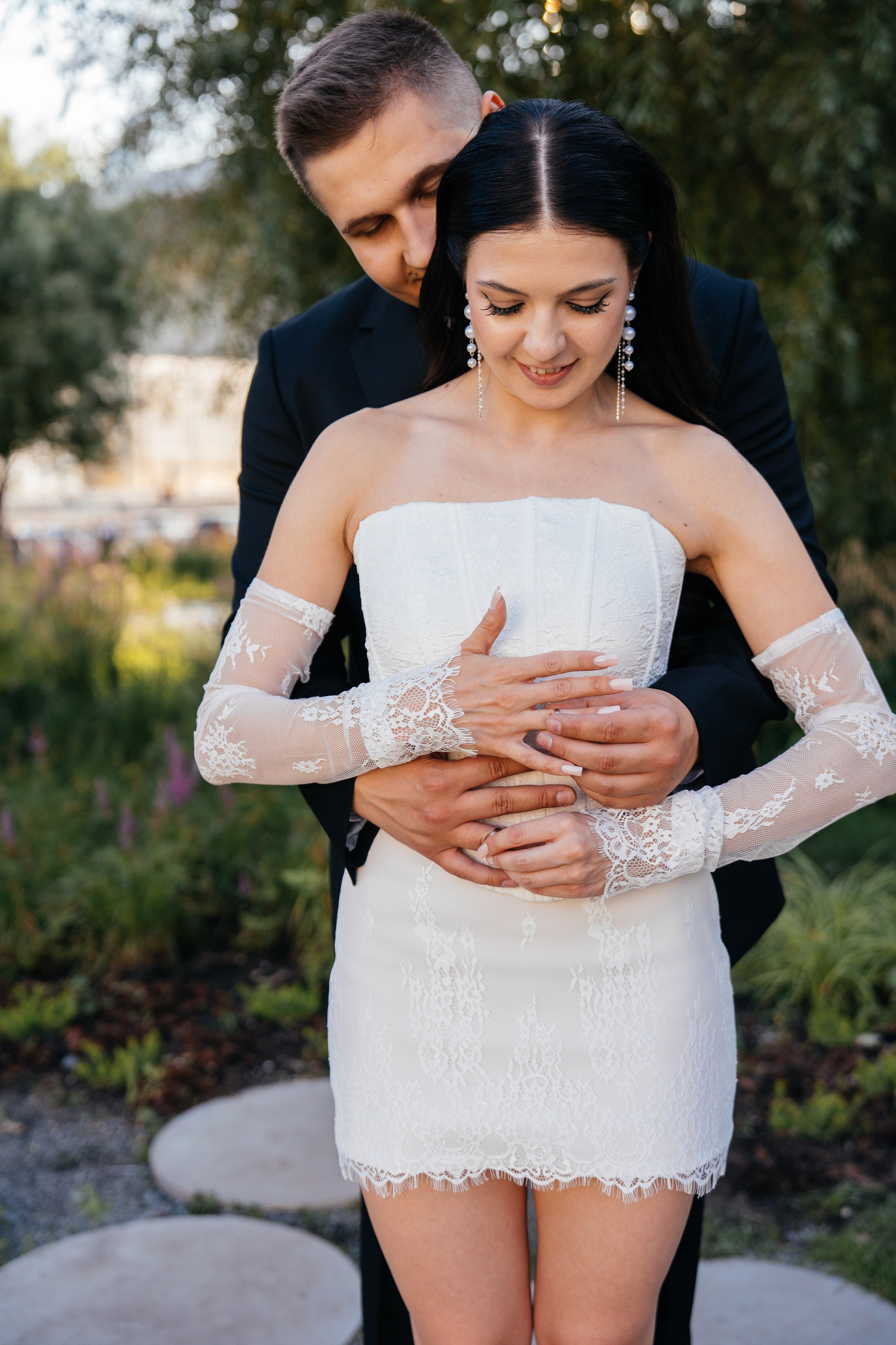 Свадебная фотосессия в Москве у высотки на Котельнической набережной. Свадебный фотограф в Москве Анна Полушина