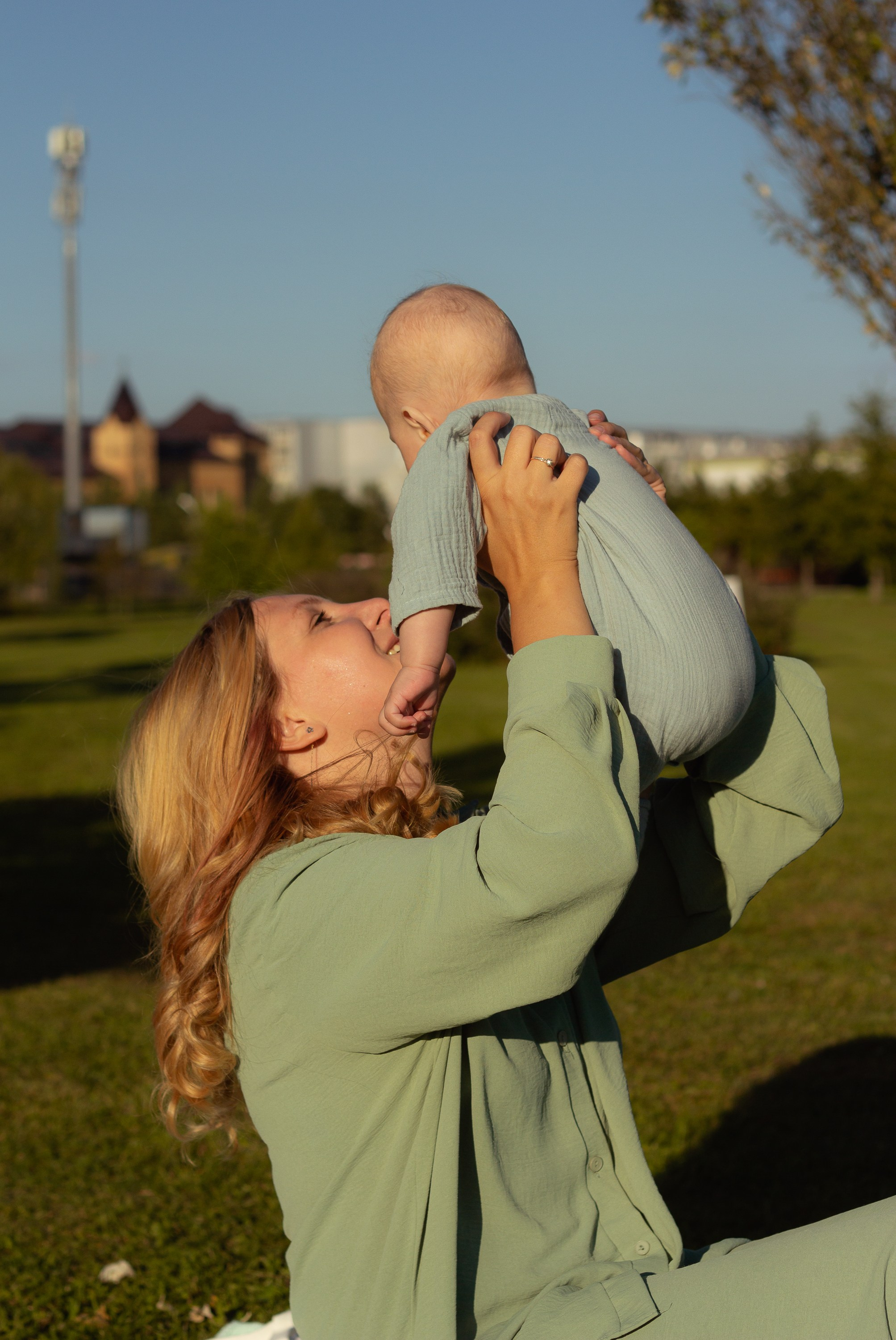 Наташа с малышом. Фотограф Великий Новгород Татьяна Чиглинцева