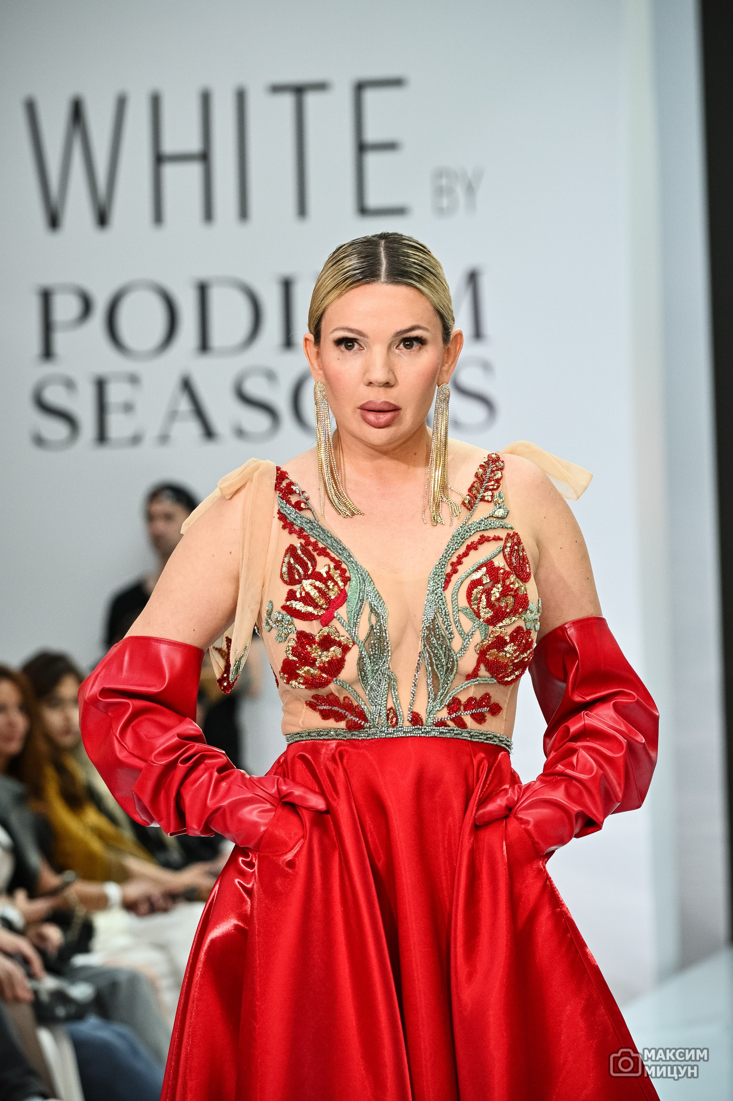 Модные показы. Фотограф Максим Мицун. Портрет, свадьба, репортаж, каталог
