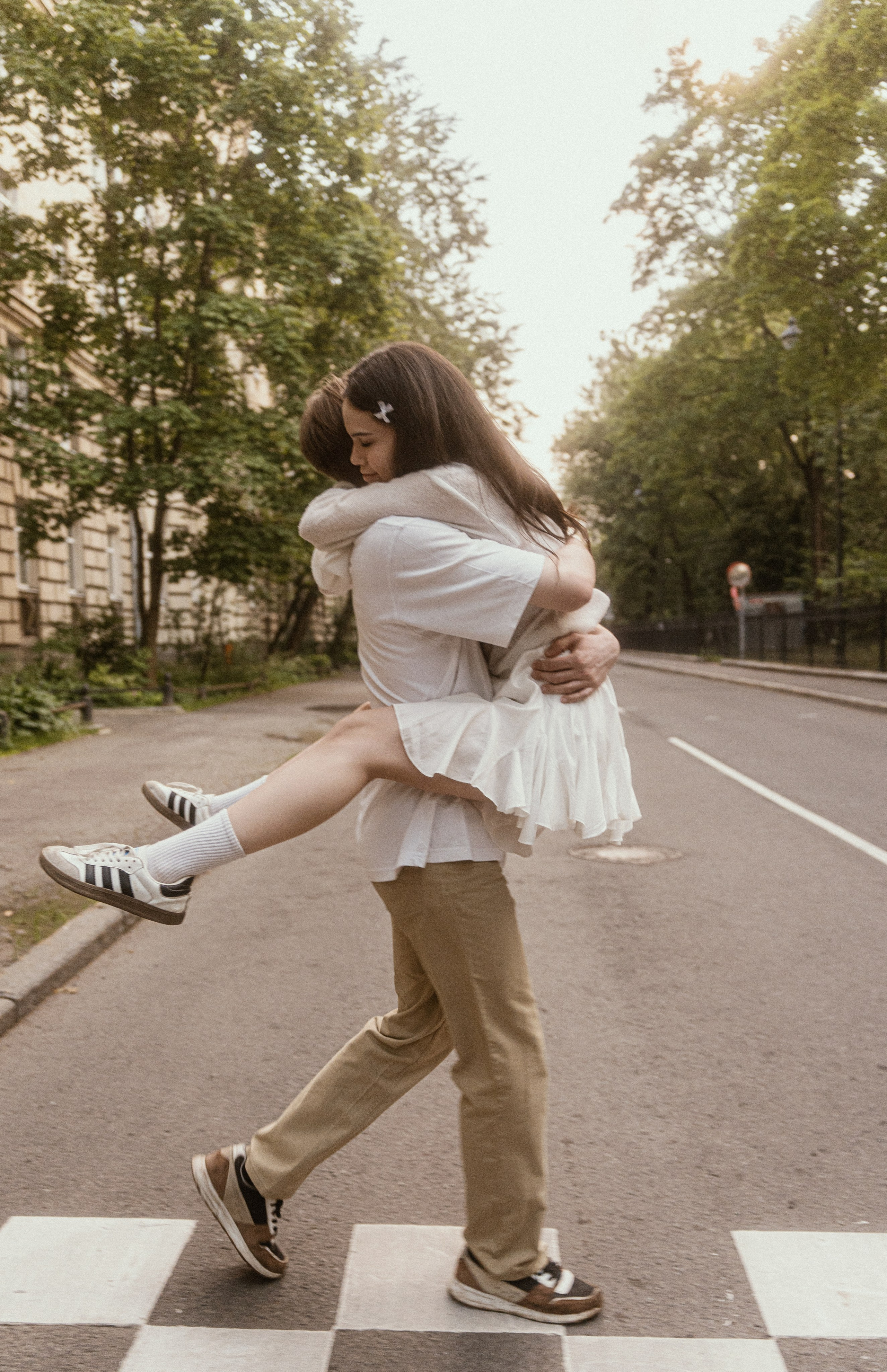 Фотосессия лавстори в Санкт-Петербурге. Лопухинский сад.