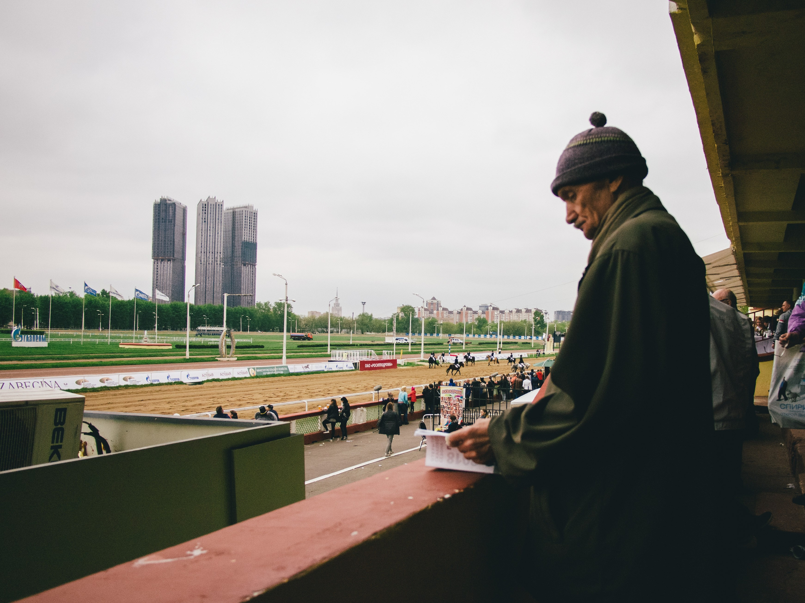 Московский ипподром образца 2018 года. Илья Михачёв Фотограф ПРО людей