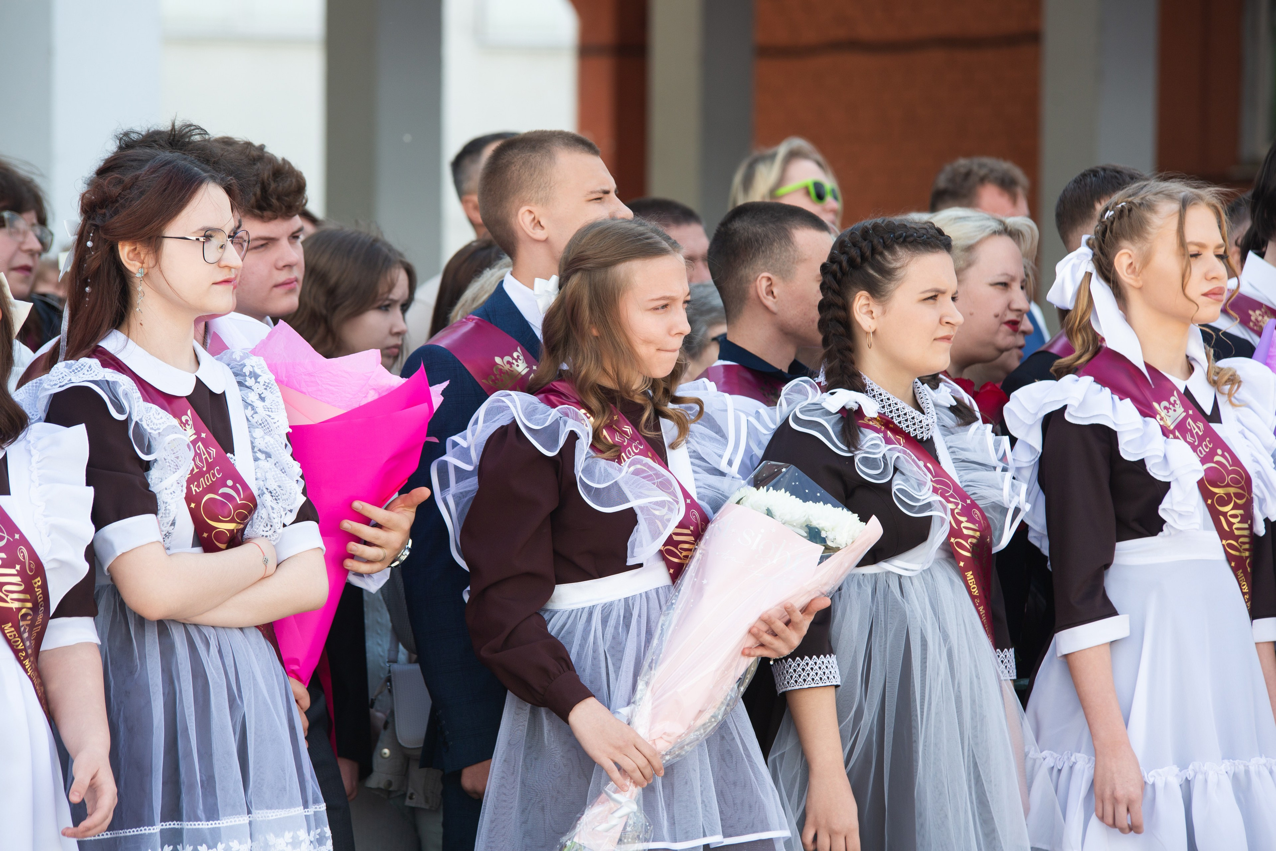 ПОСЛЕДНИЙ ЗВОНОК 2025 9 ШКОЛА Г. МЦЕНСК. Профессиональный фотограф в Мценске и Орловской области