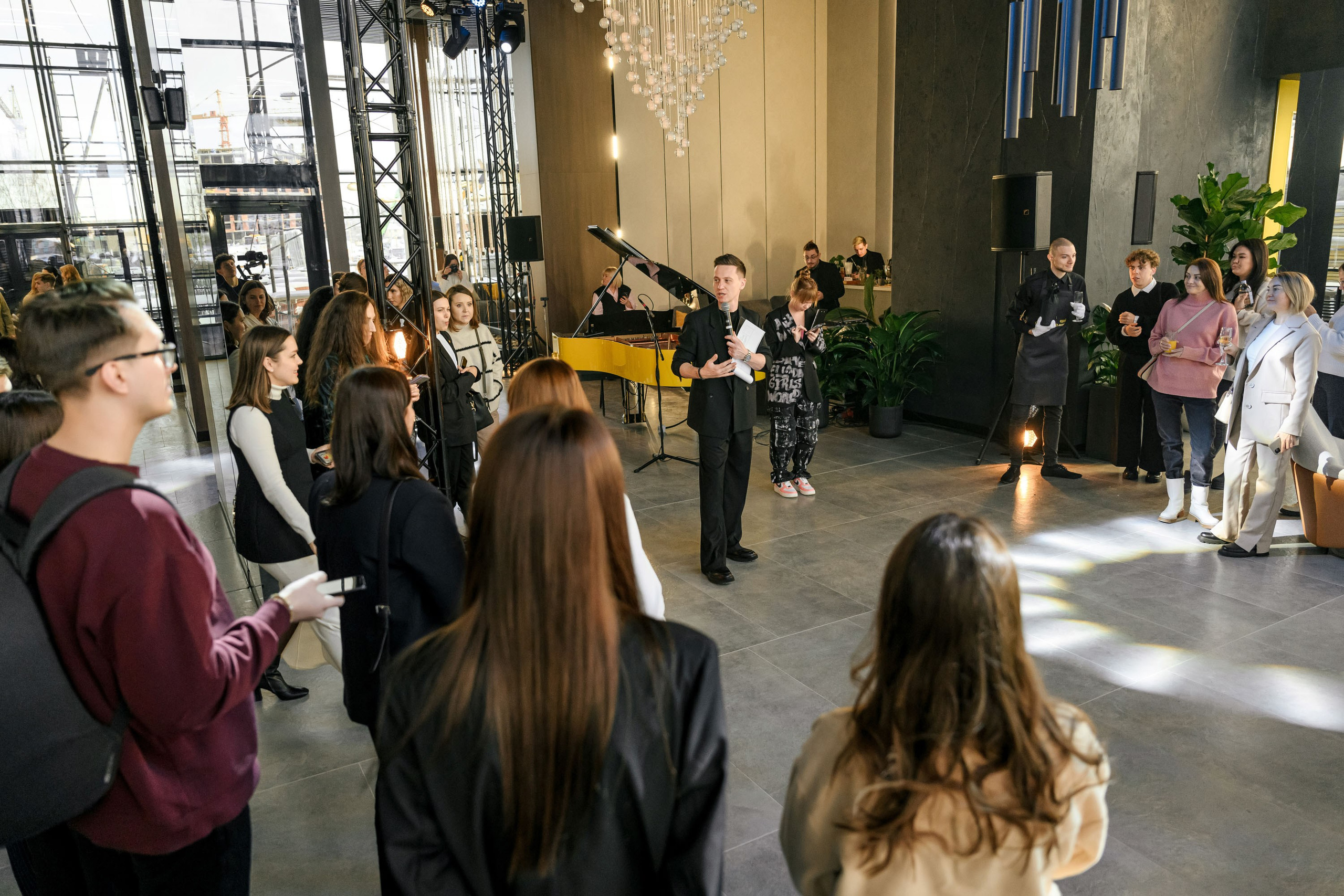 Amundsen. Максим Комаров — Профессиональный фотограф