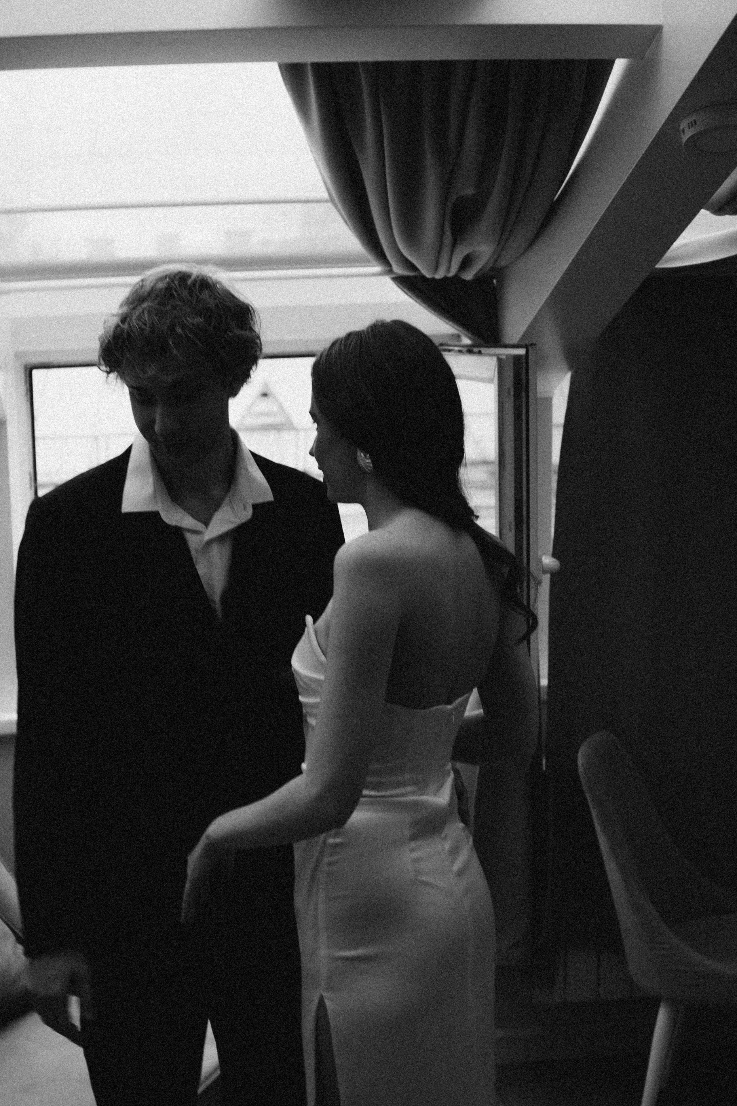 СВАДЕБНАЯ СЬЕМКА В ОТЕЛЕ. СБОРЫ ЖЕНИХА И НЕВЕСТЫ И ТАКЖЕ ТОР И ПОДГОТОВКА К ПРОГУЛКЕ. Профессиональный фотограф, Санкт-Петербург — Виктория Богомолова