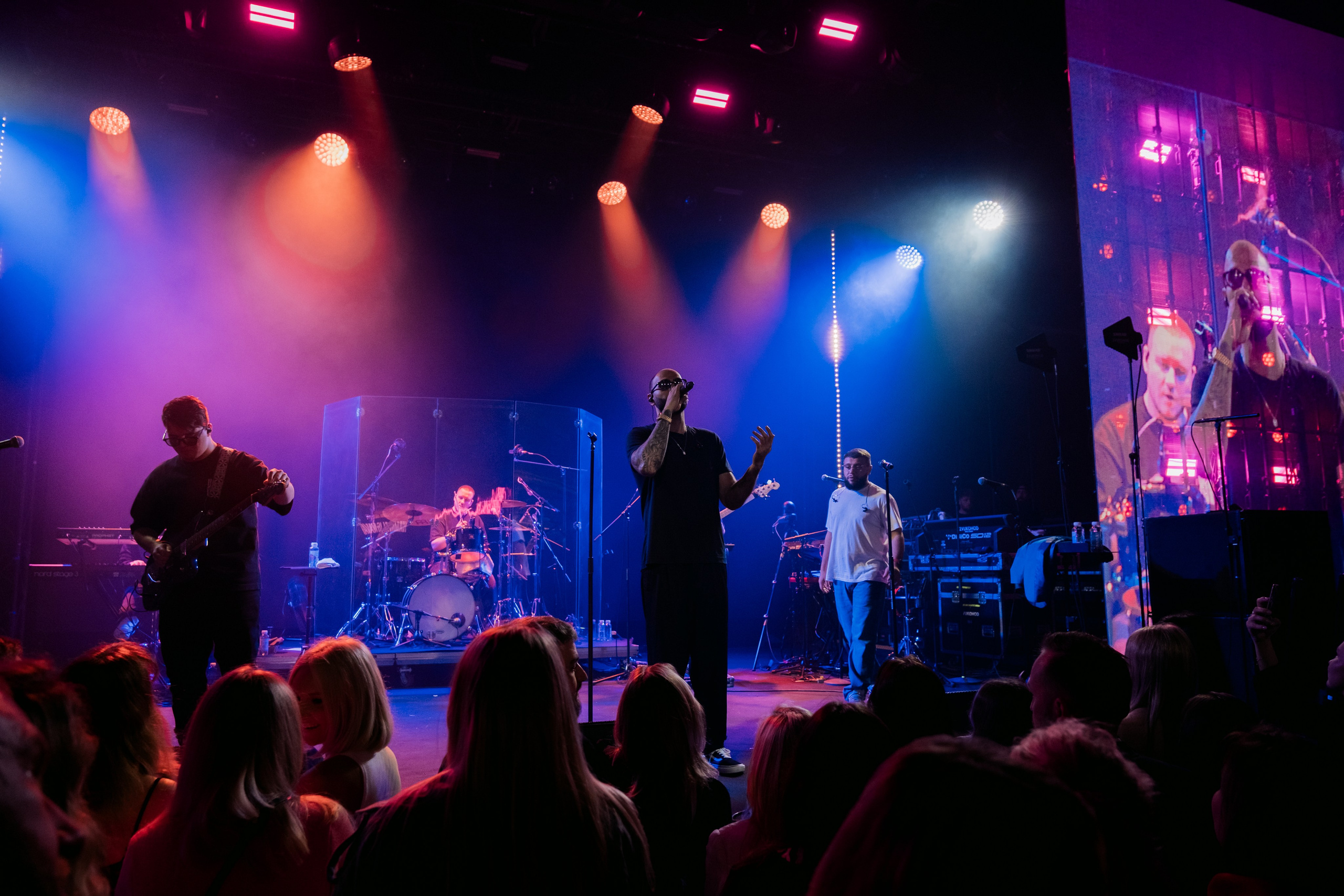 VK NIGHT SPb. Репортажный и портретный фотограф в Москве Илья Спиридонов