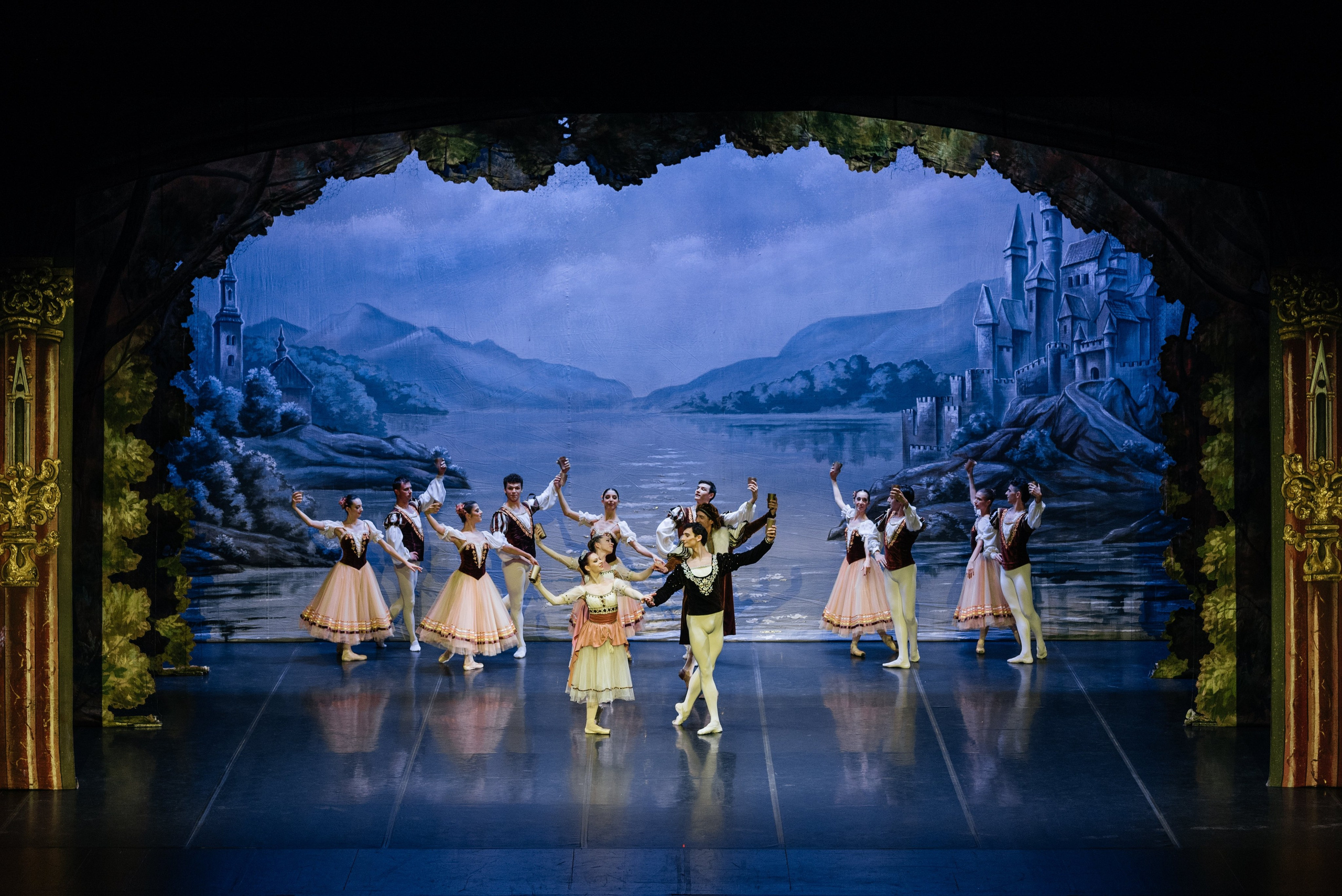 Ballet « Lac des Cygnes » à Genève. Photographe en Suisse et en Europe Anna Alekseenko