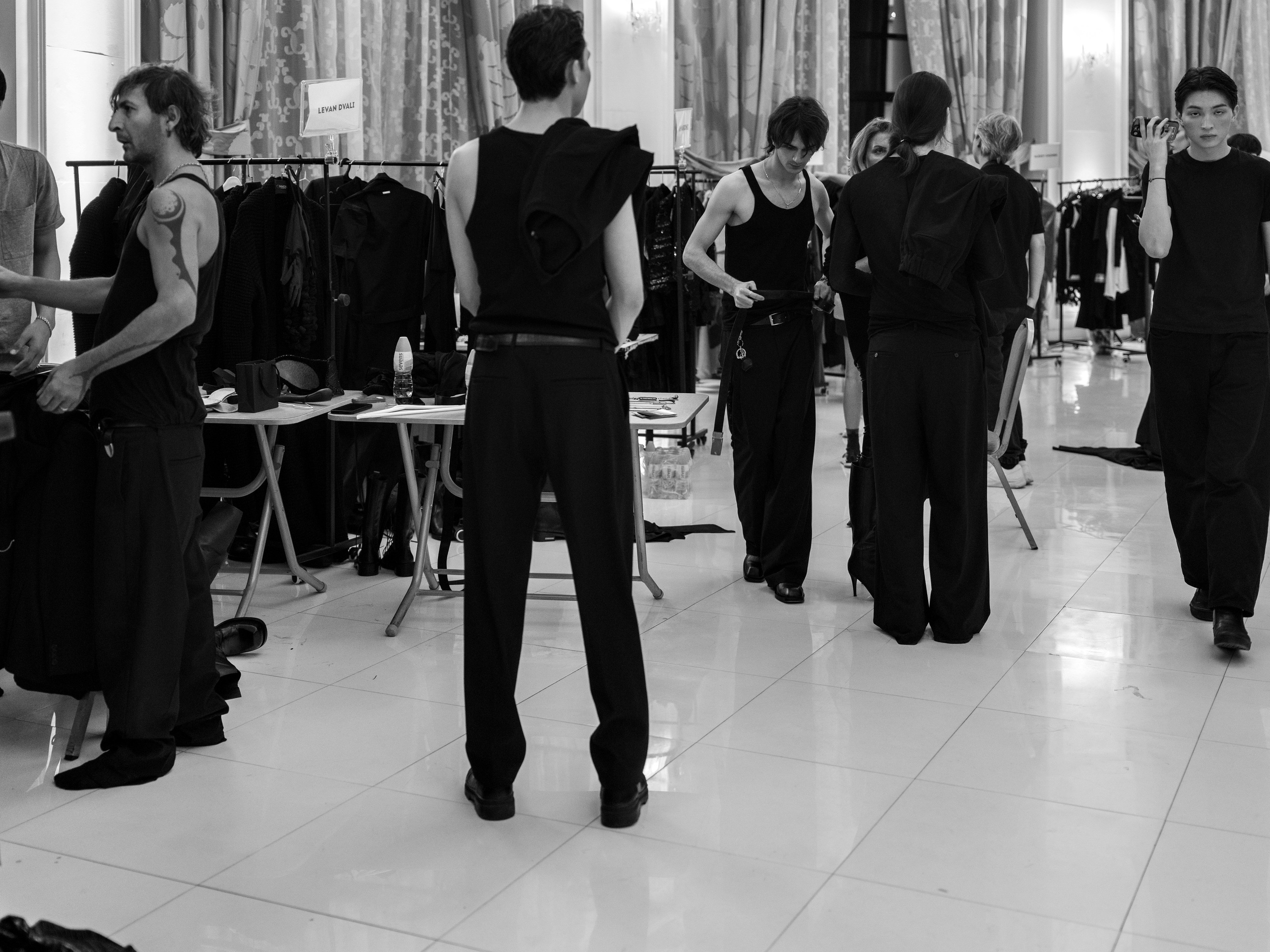 Backstage. Сайт Алматинского НЮ АРТ, будуар и фэшн фотографа Дениса Карпенко