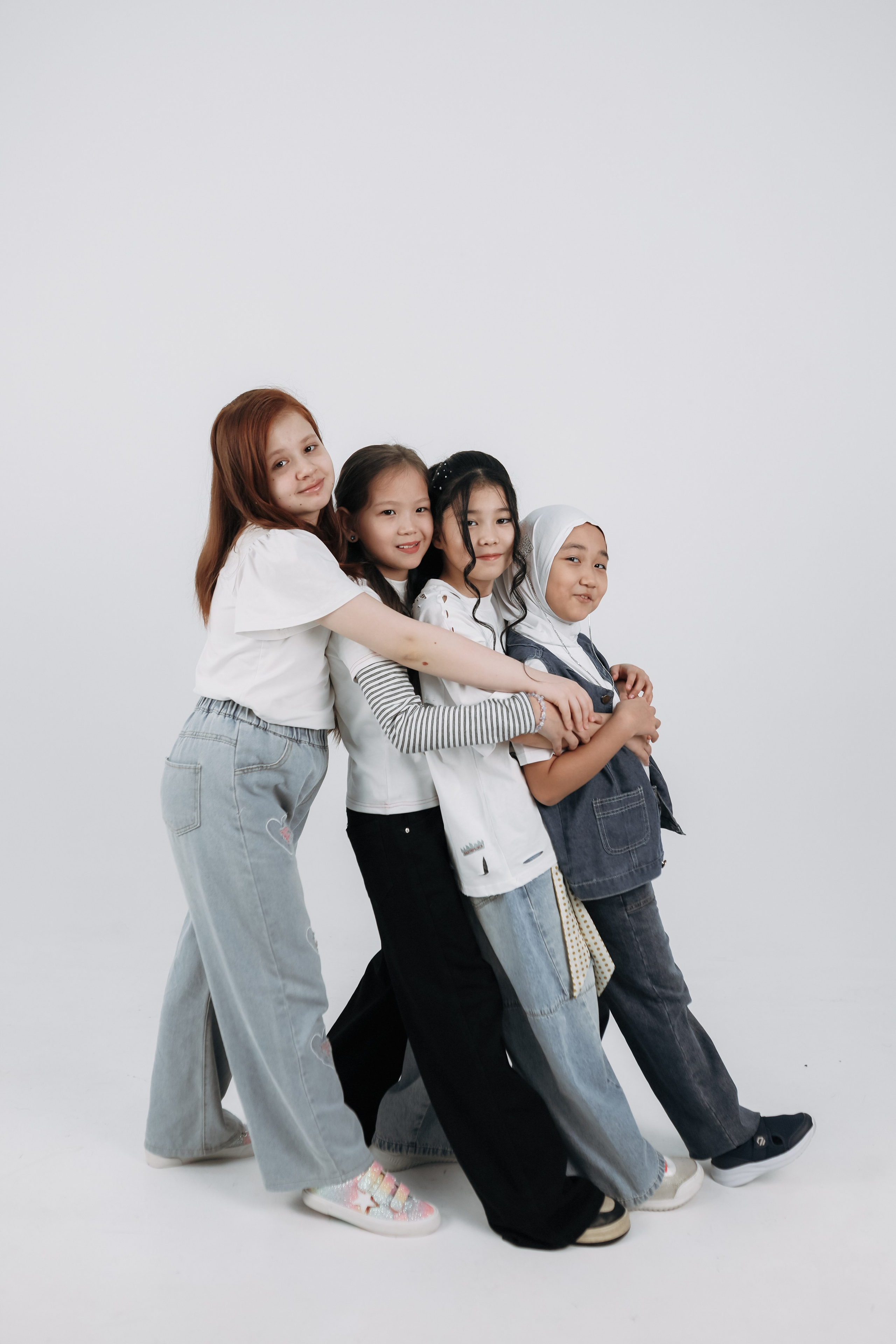 Выпускники. Фотограф в Жезказгане. Графический дизайнер