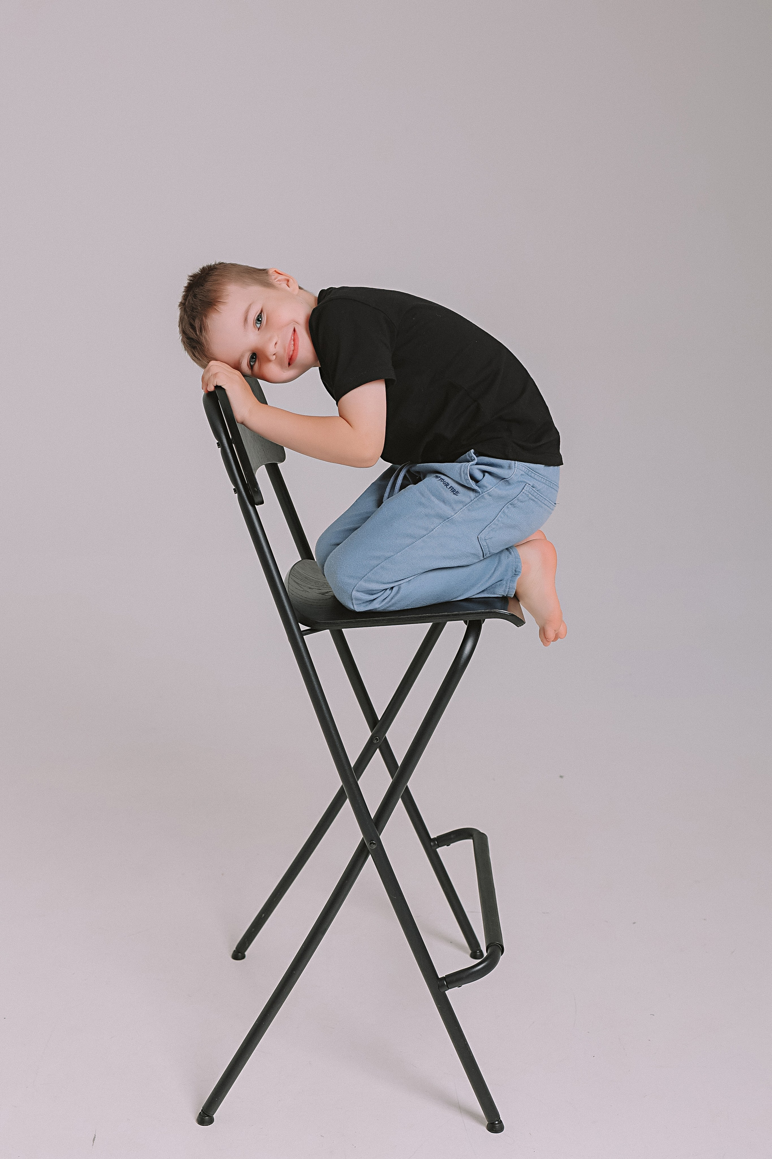 Фататум циклорама и зал. Семейный фотограф Тюмень, фотограф на роды Салмина Мария