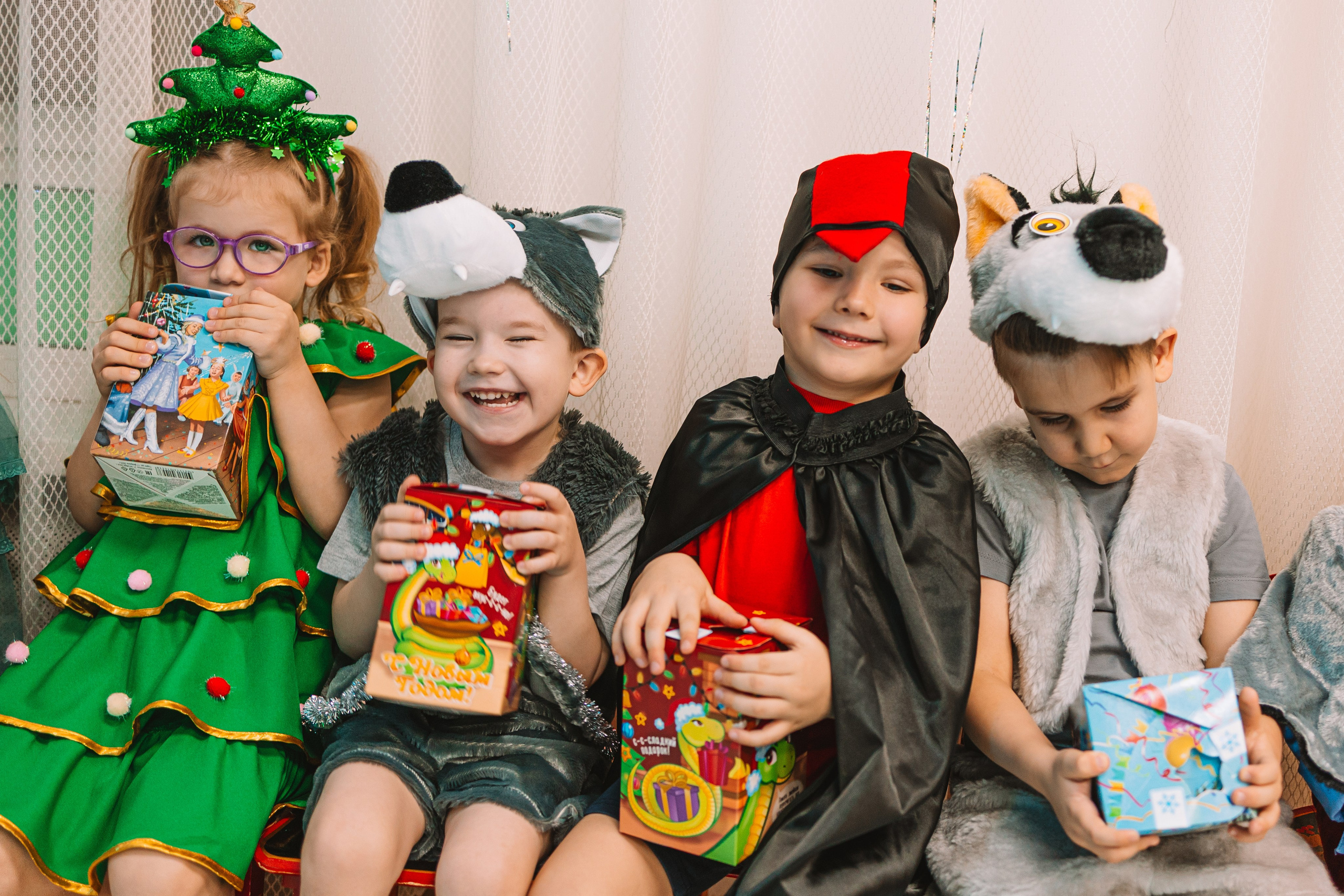 Утренник+портреты. Семейный фотограф Тюмень, фотограф на роды Салмина Мария