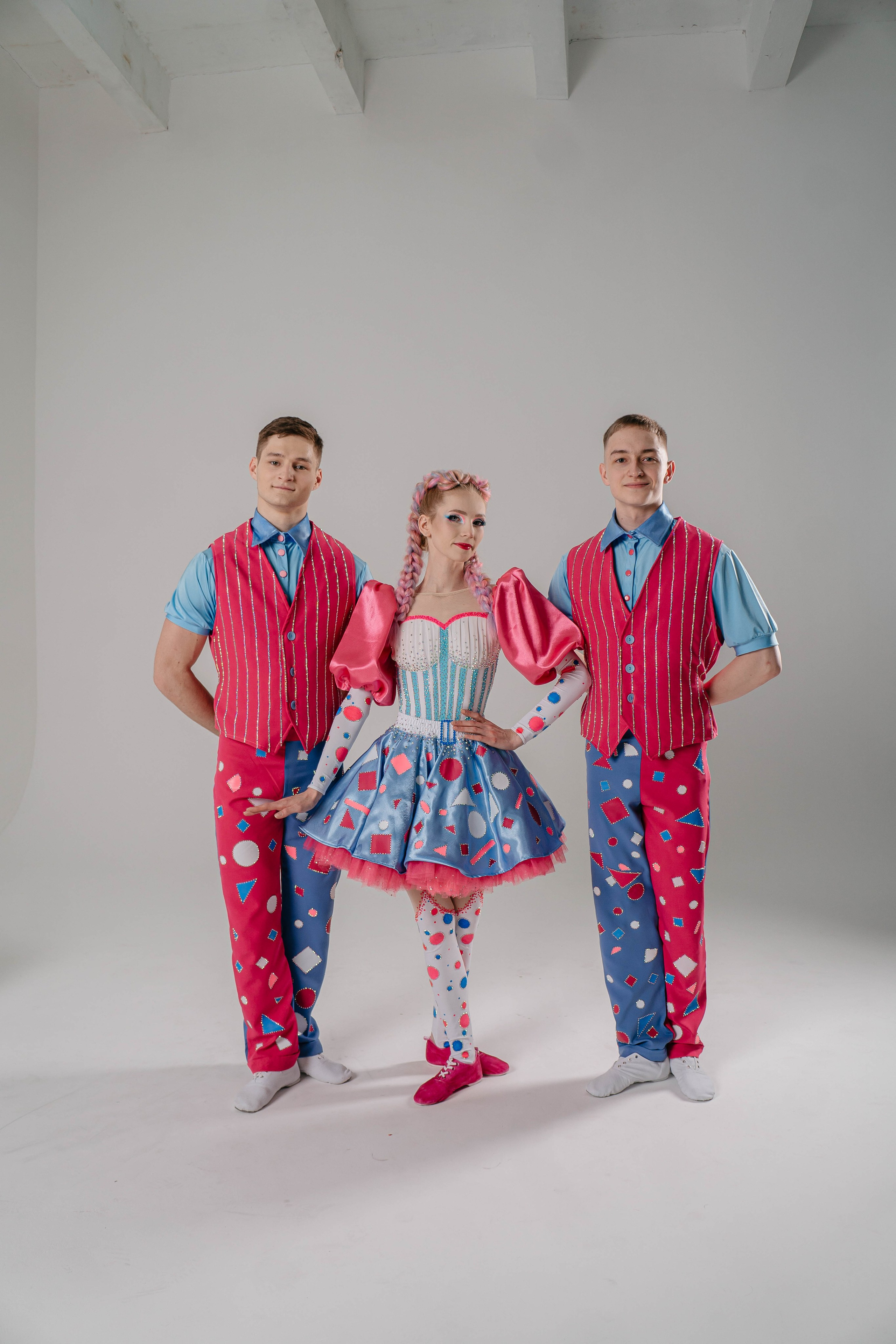 Circus. Фотограф / видеограф в Москве и Сочи Sofia Riversong