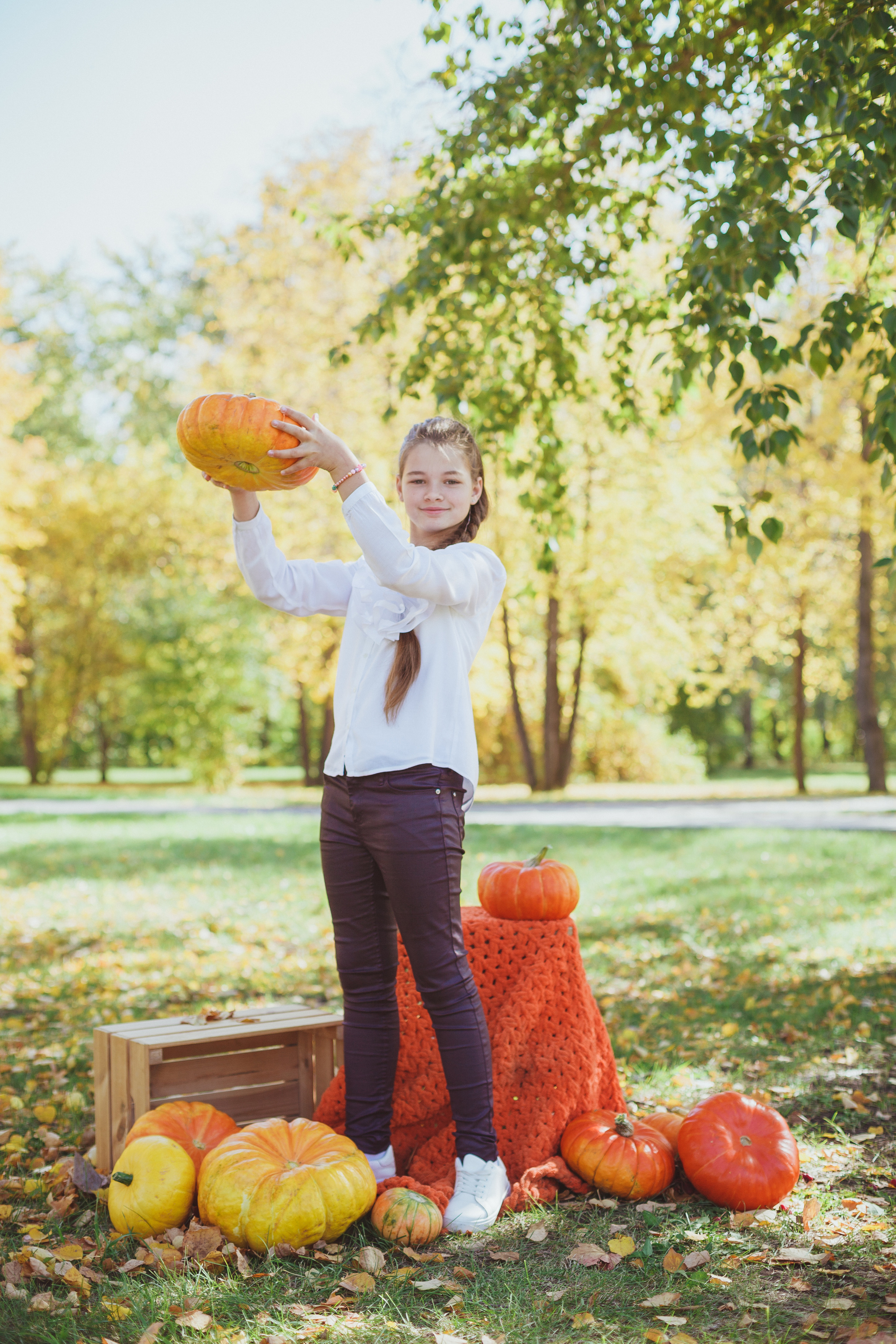 Школьная фотосессия на 31 августа. 1,2,3 сентября. Портреты детей 4-6 штук. Групповые общие 2-5 шт. Цена 450р. (1). Семейный и детский фотограф в Сухом Логу Ольга Кайгородова