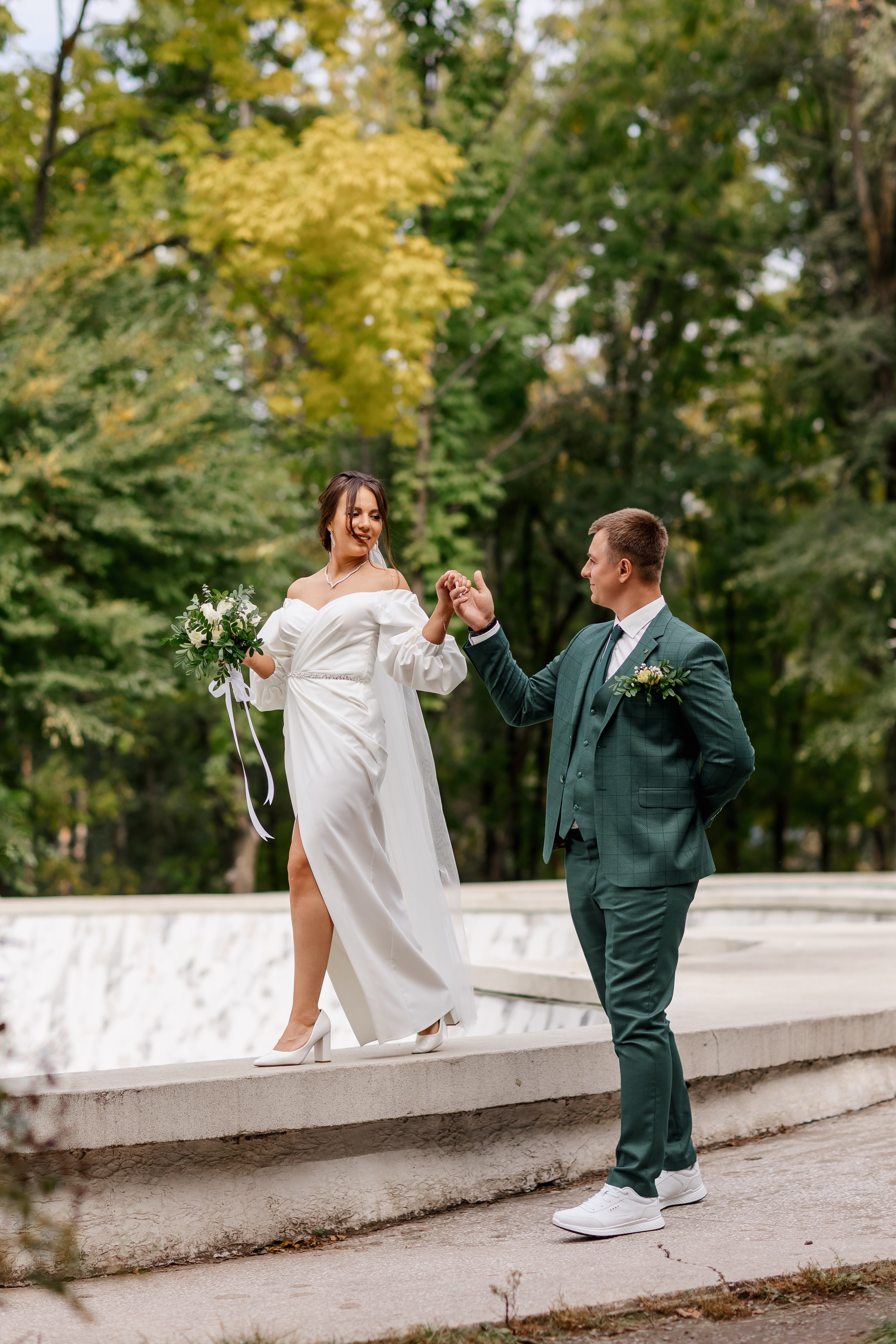 Олег и Юлия. Свадебная прогулка. Свадебный фотограф в Хабаровске