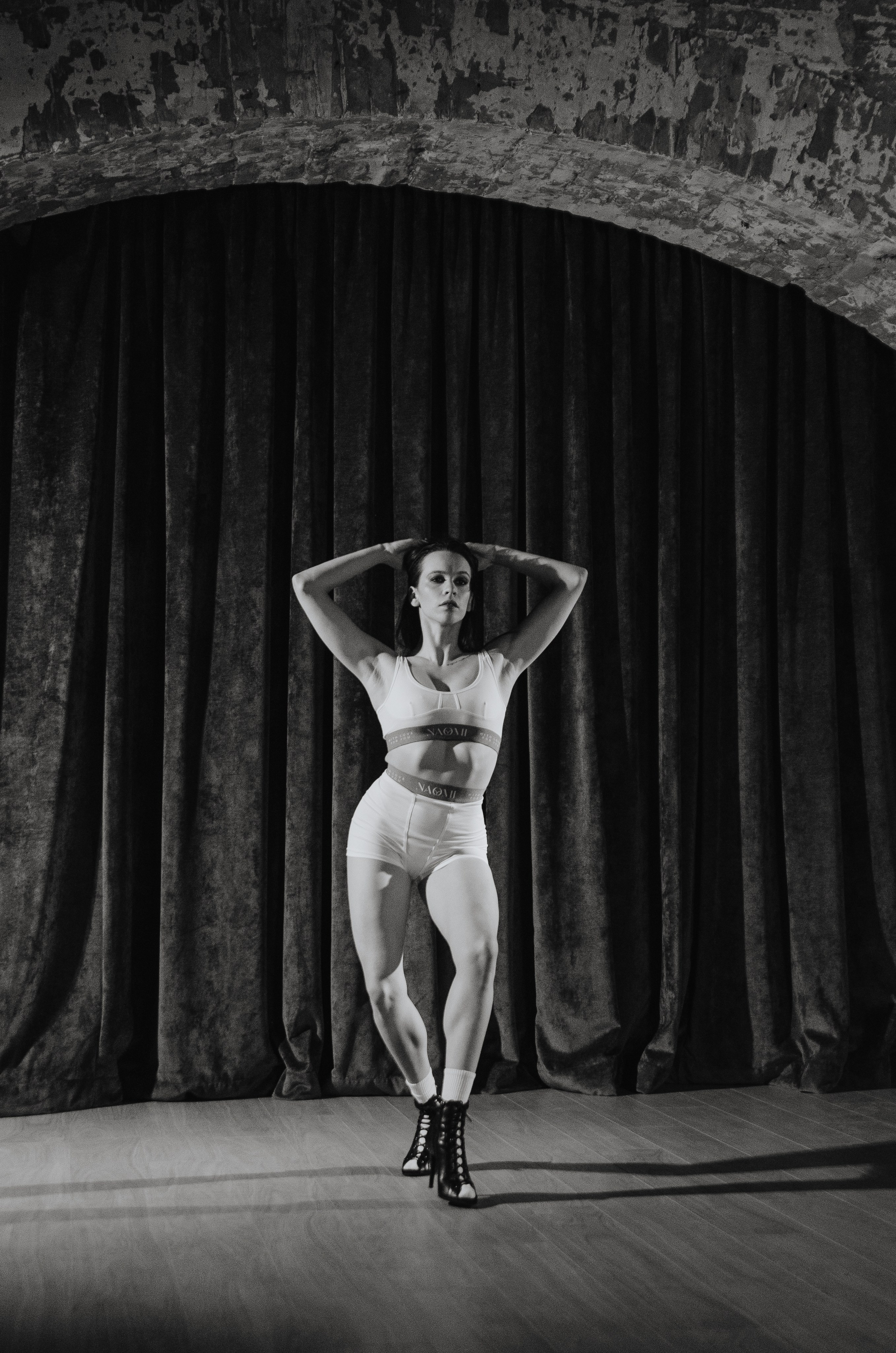 Фото-подглядки с видеосъемки танцевальной команды «Secret». Денисова Аля — фотограф для парных съемок и индивидуальных историй в Барнауле