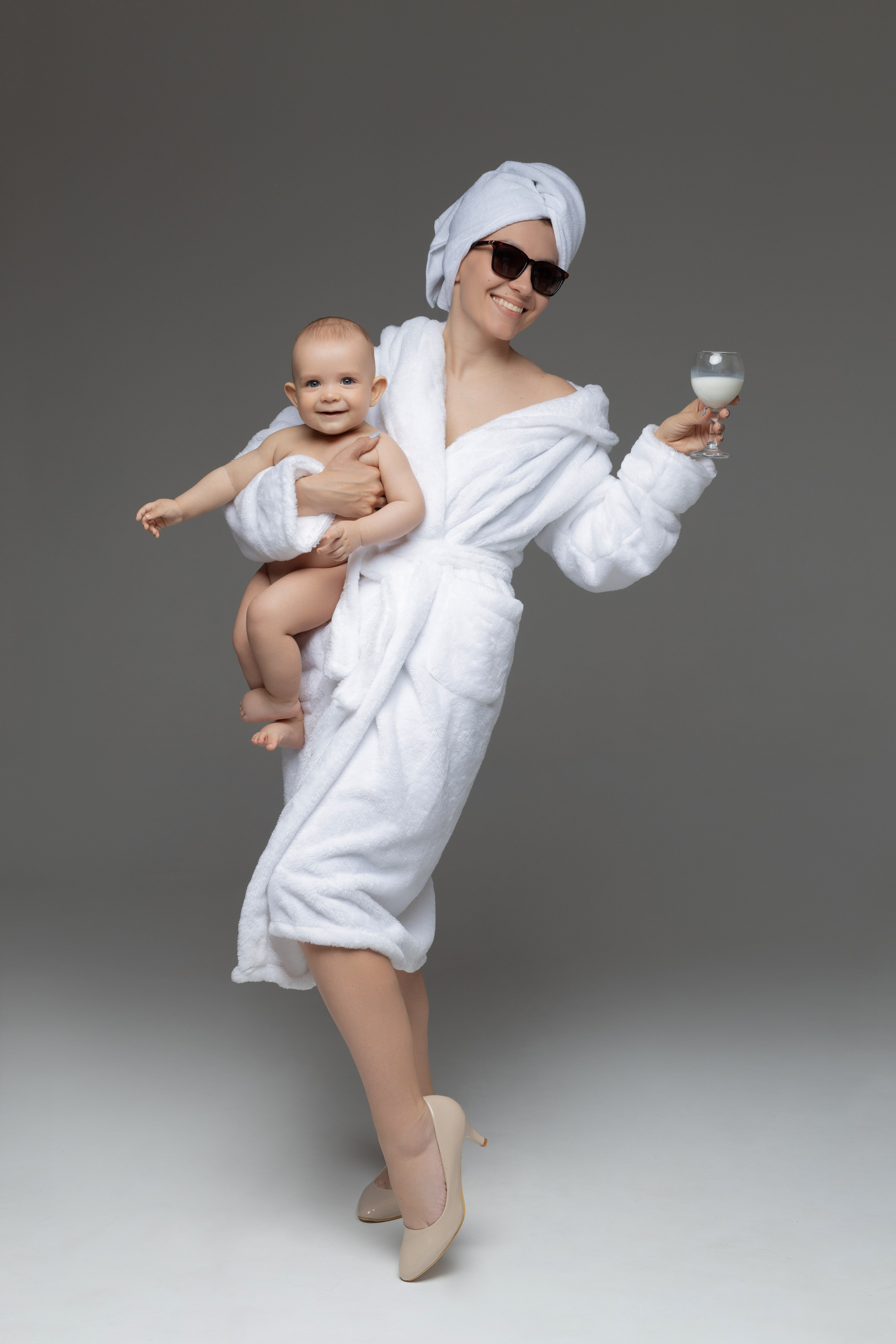 Мама и малыш. Фотограф новорожденных Модяева Ирина