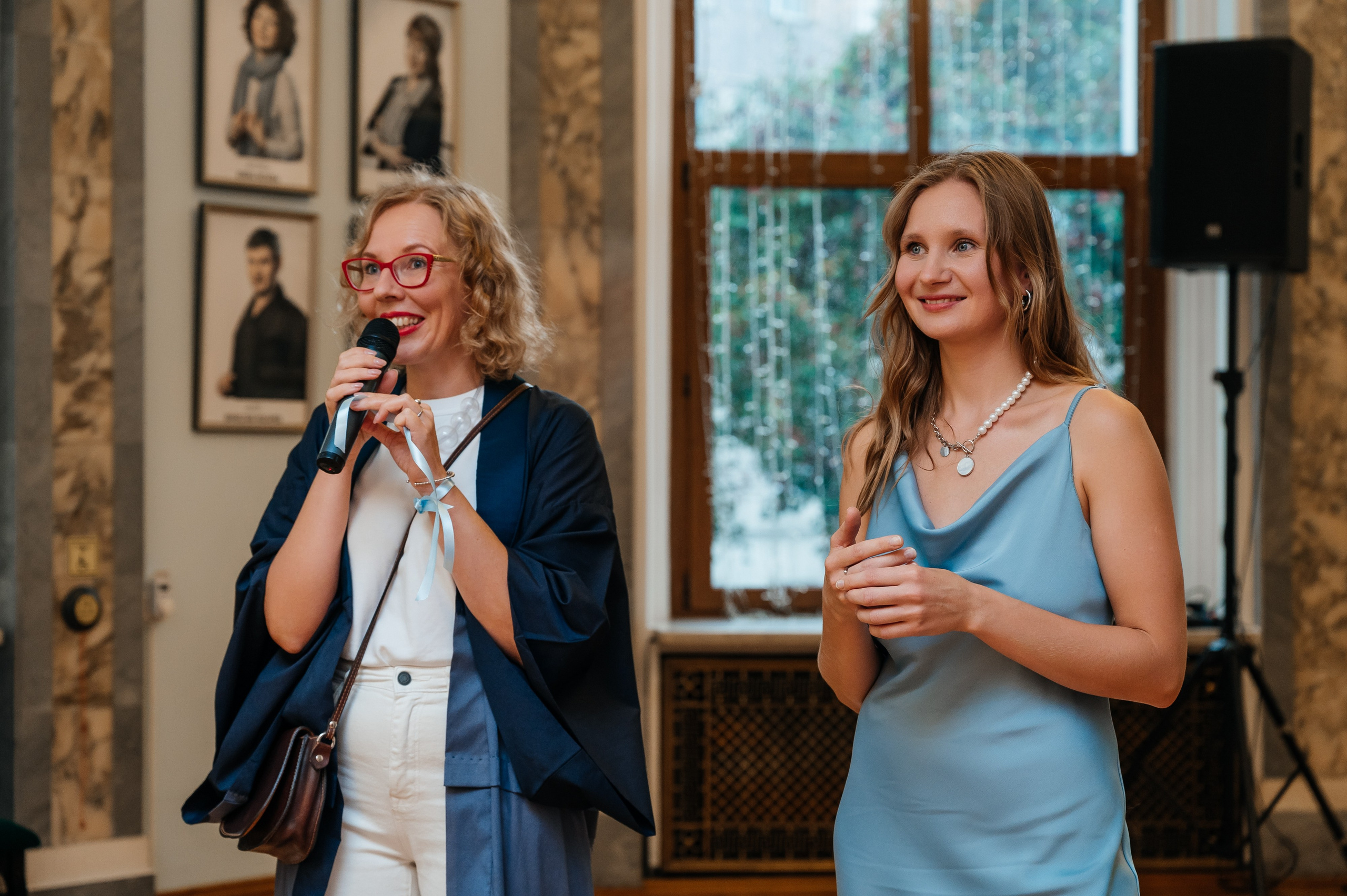 Открытие выставки Кати Васильевой в Молодежном театре. Wedding and family photographer USA