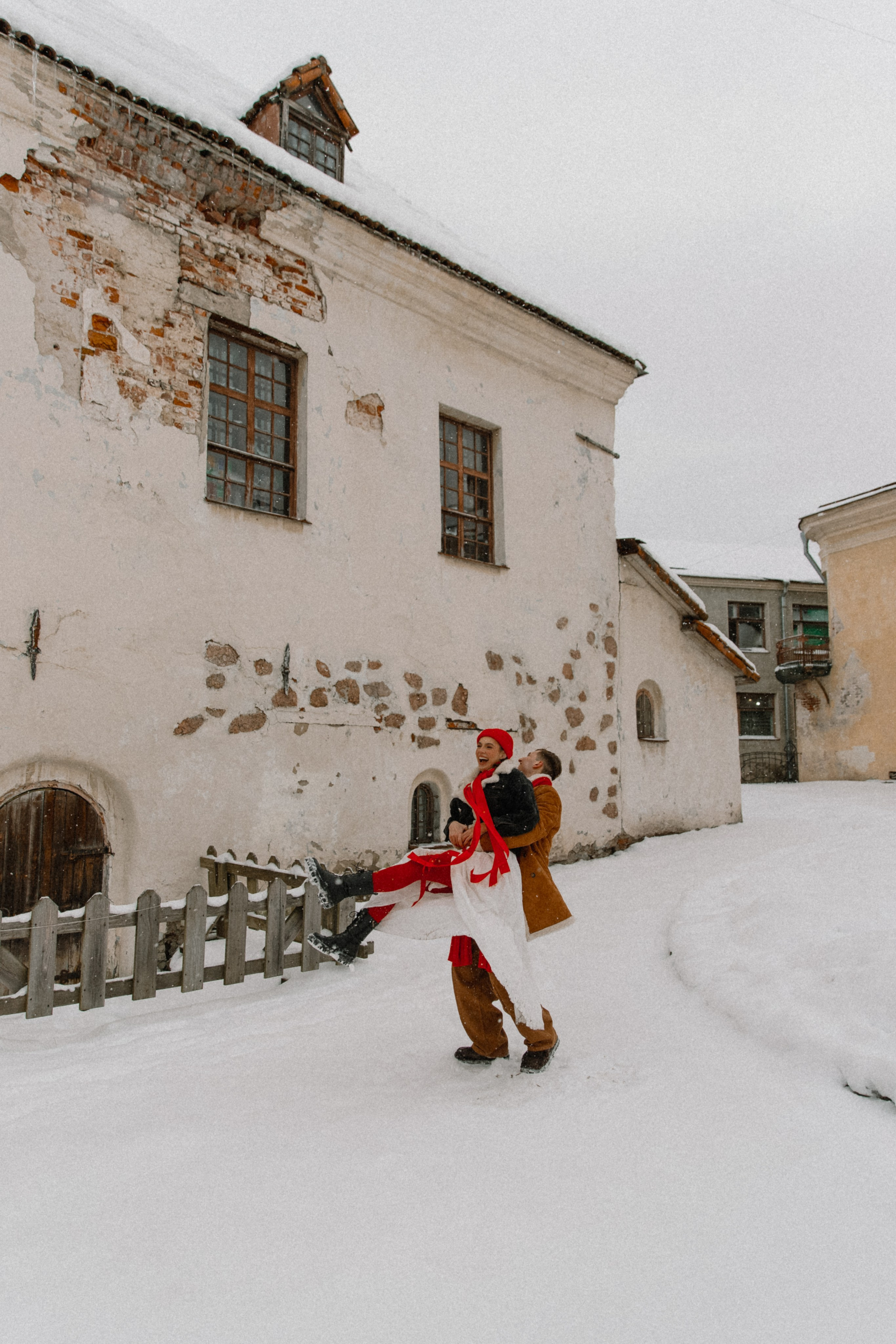 Антон и Яна: зимний Выборг. Николь — свадебный фотограф в Санкт-Петербурге, по России и в Европе