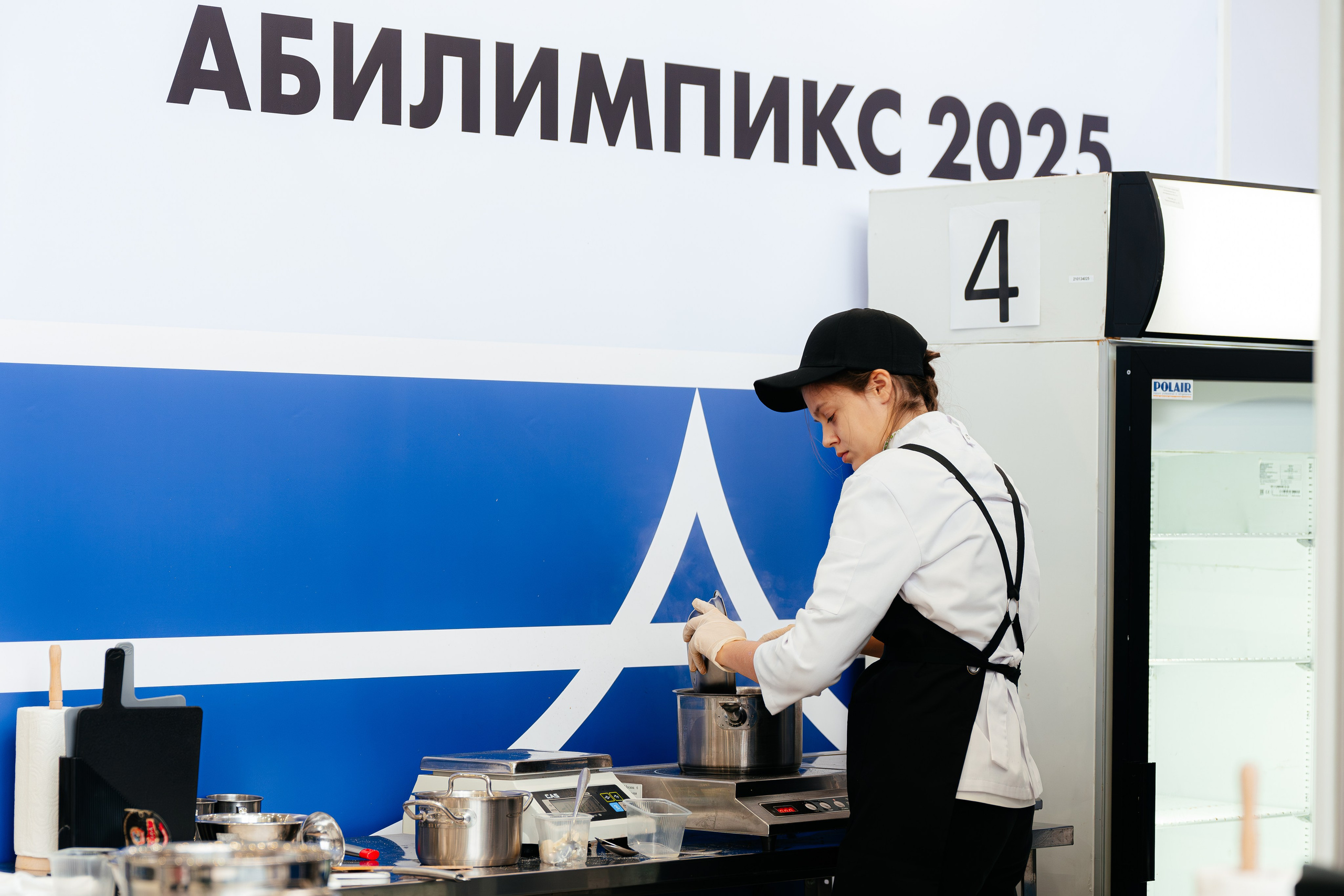 Абилимпикс 2025. Коммерческий фотограф в Санкт-Петербурге Анна Кобзарь