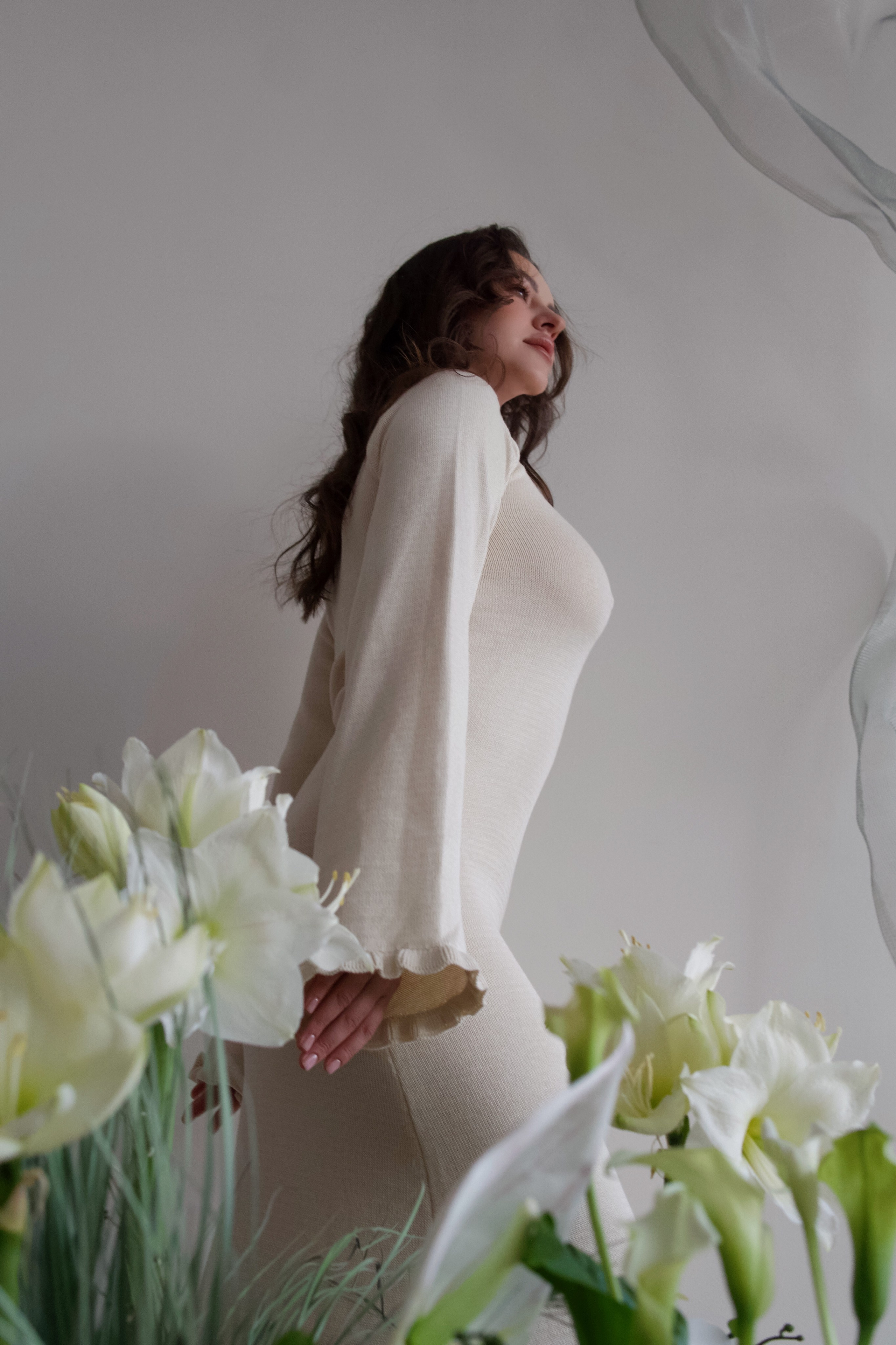 Анна, съемка с цветами. Фотограф в Минске Света Григорьева