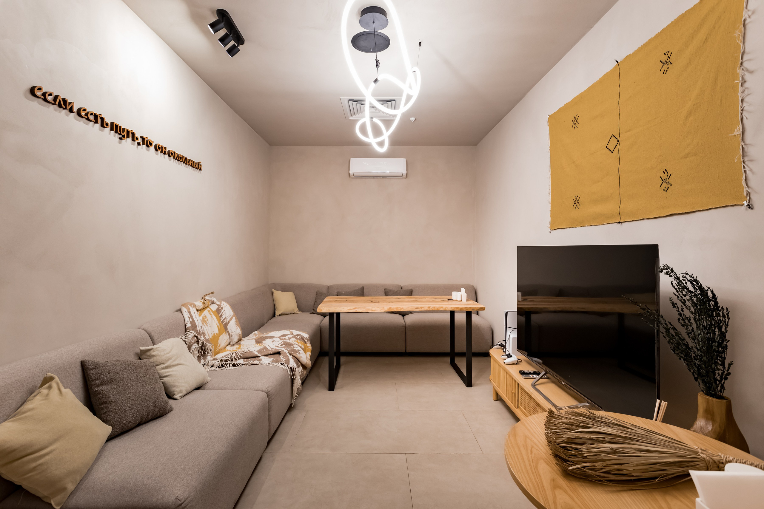 Кальян-бар Hookah Place Monada. Интерьеры, Контент, Портреты | Фотограф в Москве Дани Терно