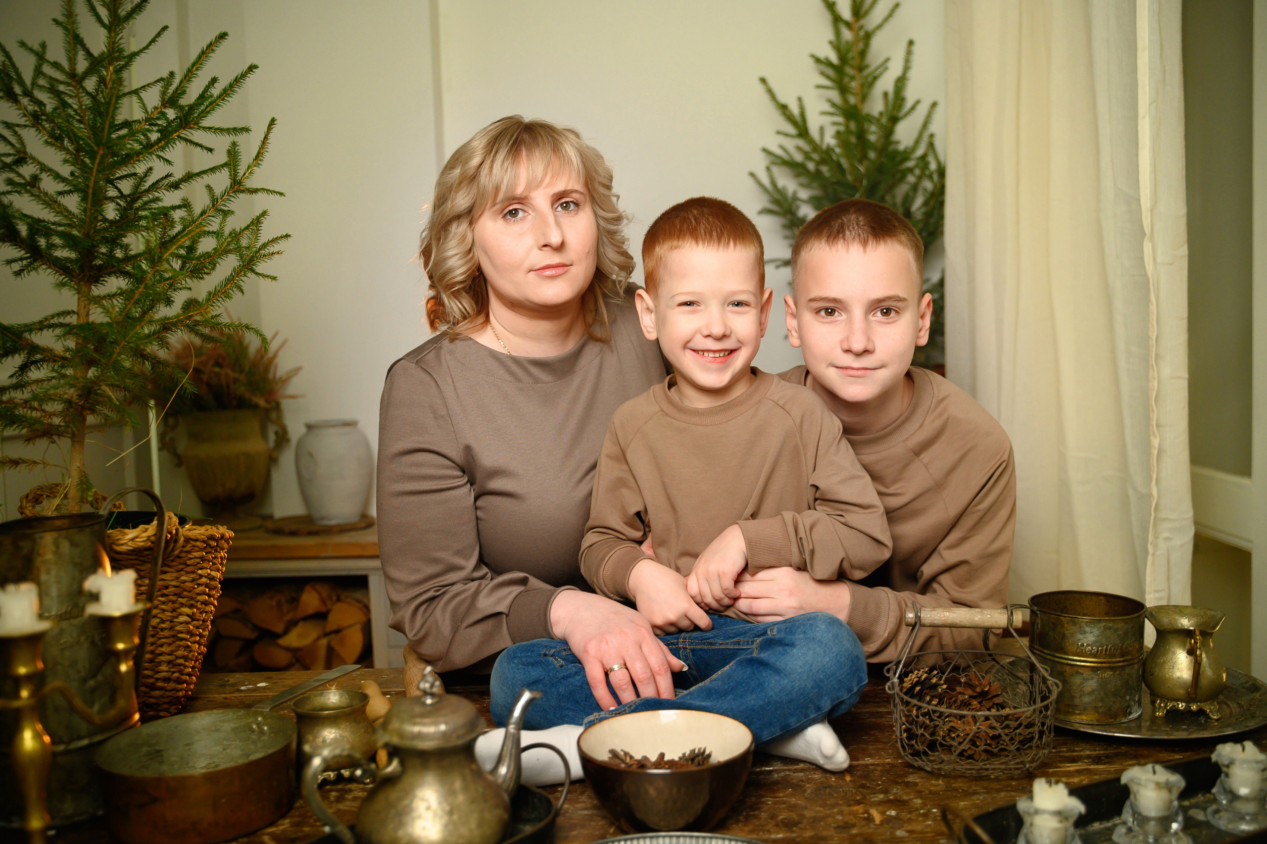 Новогодняя 2025-26 «Файн-Арт. Фотограф новорожденных, семейный детский в Тюмени Татьяна Морозова