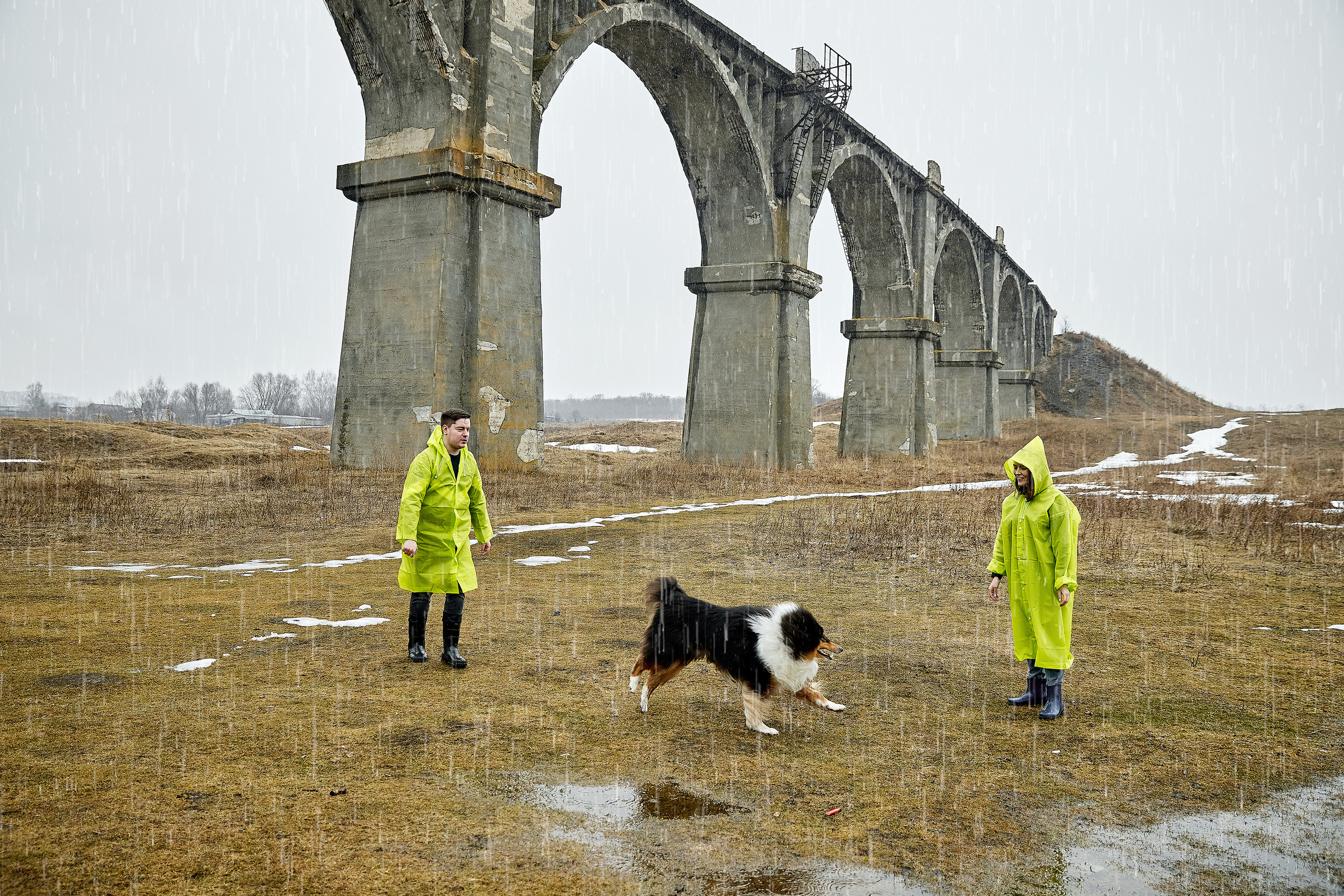 Прогулка под дождём. Свадебный фотограф в Ульяновске Александр Никитин