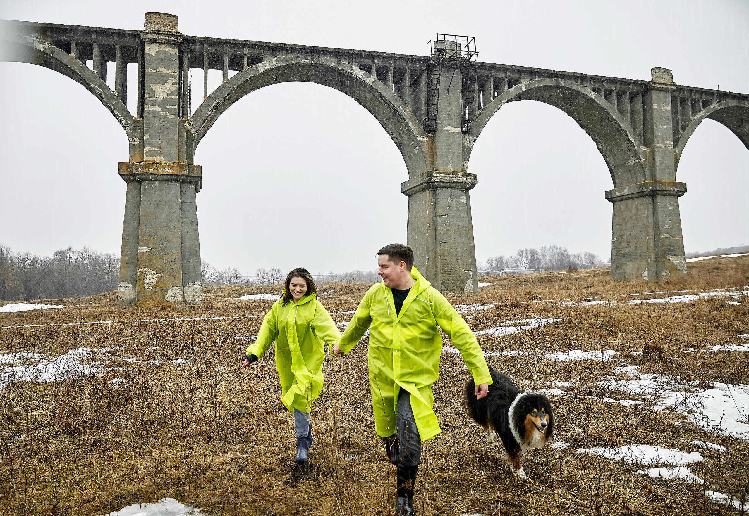 Прогулка под дождём. Свадебный фотограф в Ульяновске Александр Никитин