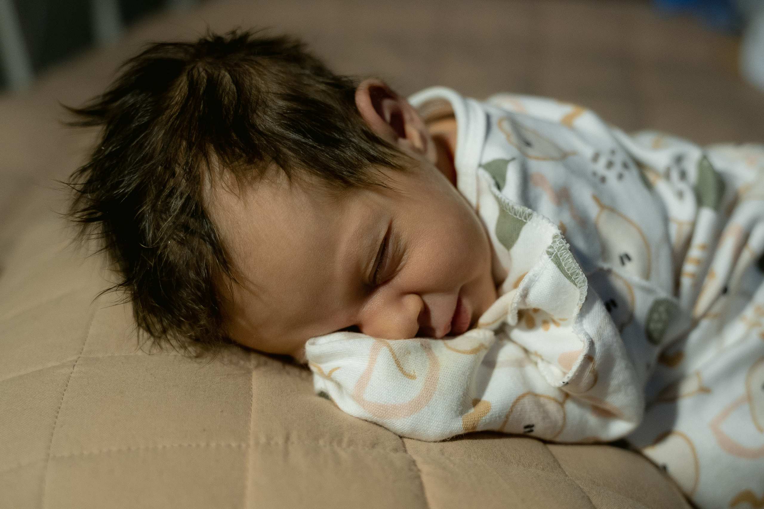Фотосессия новорожденных в Москве — ньюборн / newborn фотосессия. Фотографы на роды в Москве. Фото и видео родов. Фотопроект «Продолжение рода»