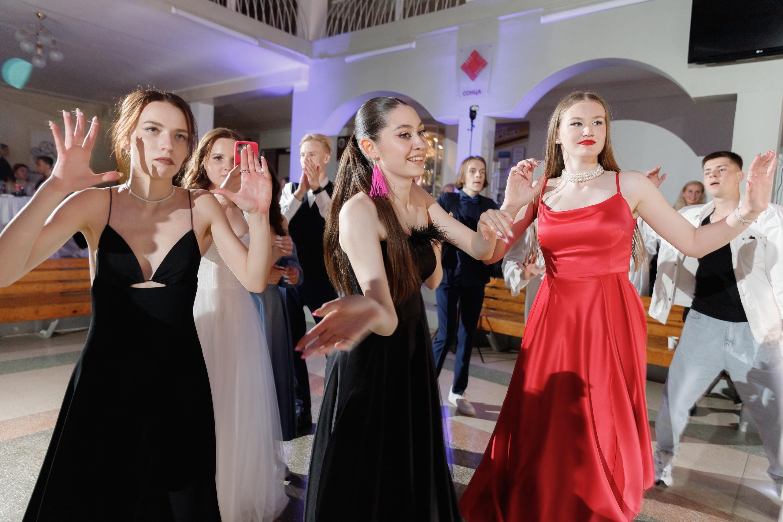 Школьный выпускной 2023 год в Минске. Свадебный фотограф в Минске/Беларуси Сергей Спиридонов