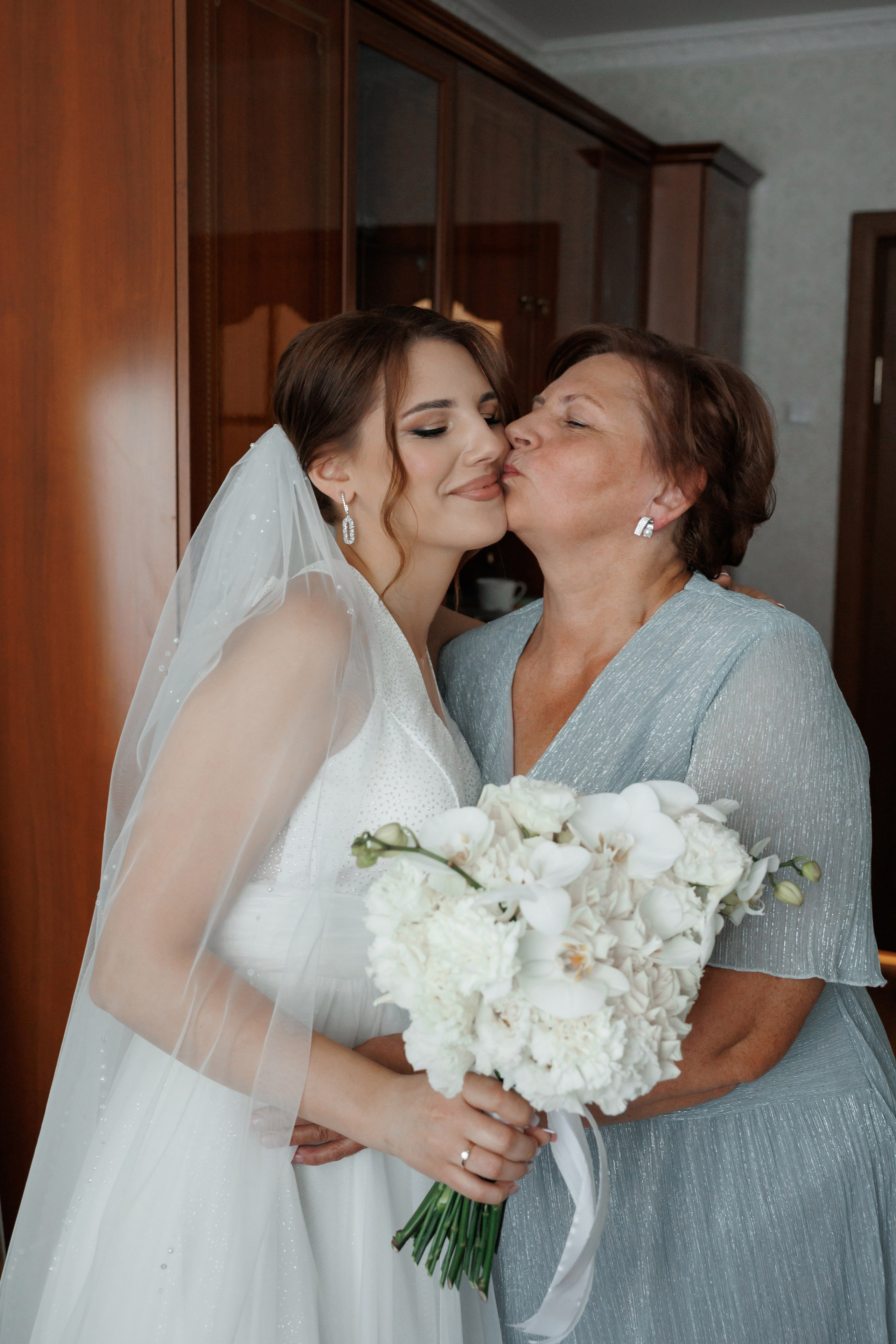 ЗАГС Бутово и Остафьево. Свадебный и репортажный фотограф (Москва, Королев и другие)