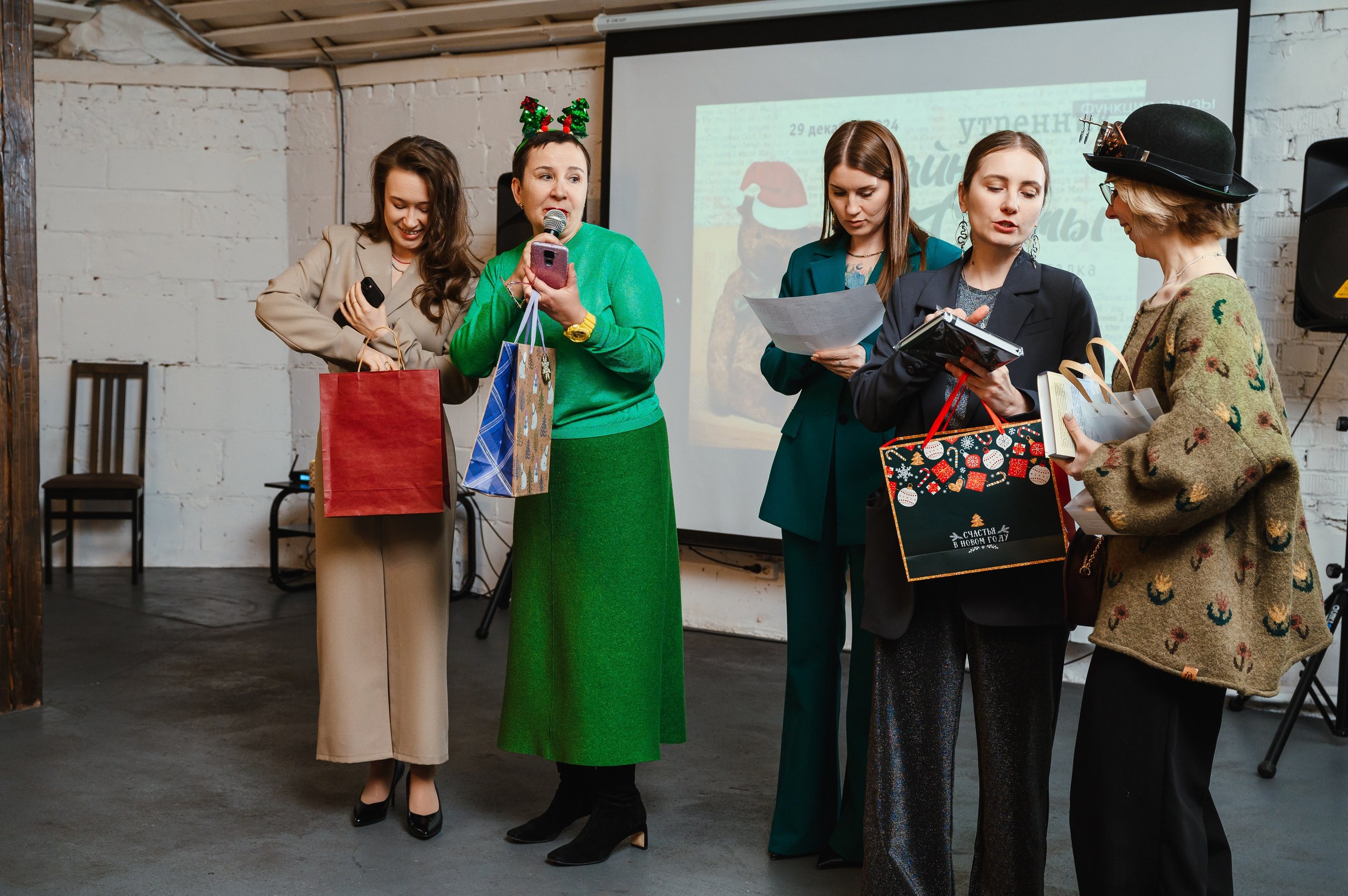 Новый год в клубе «Читалка». Свадебный и просто хороший фотограф в Челябинске