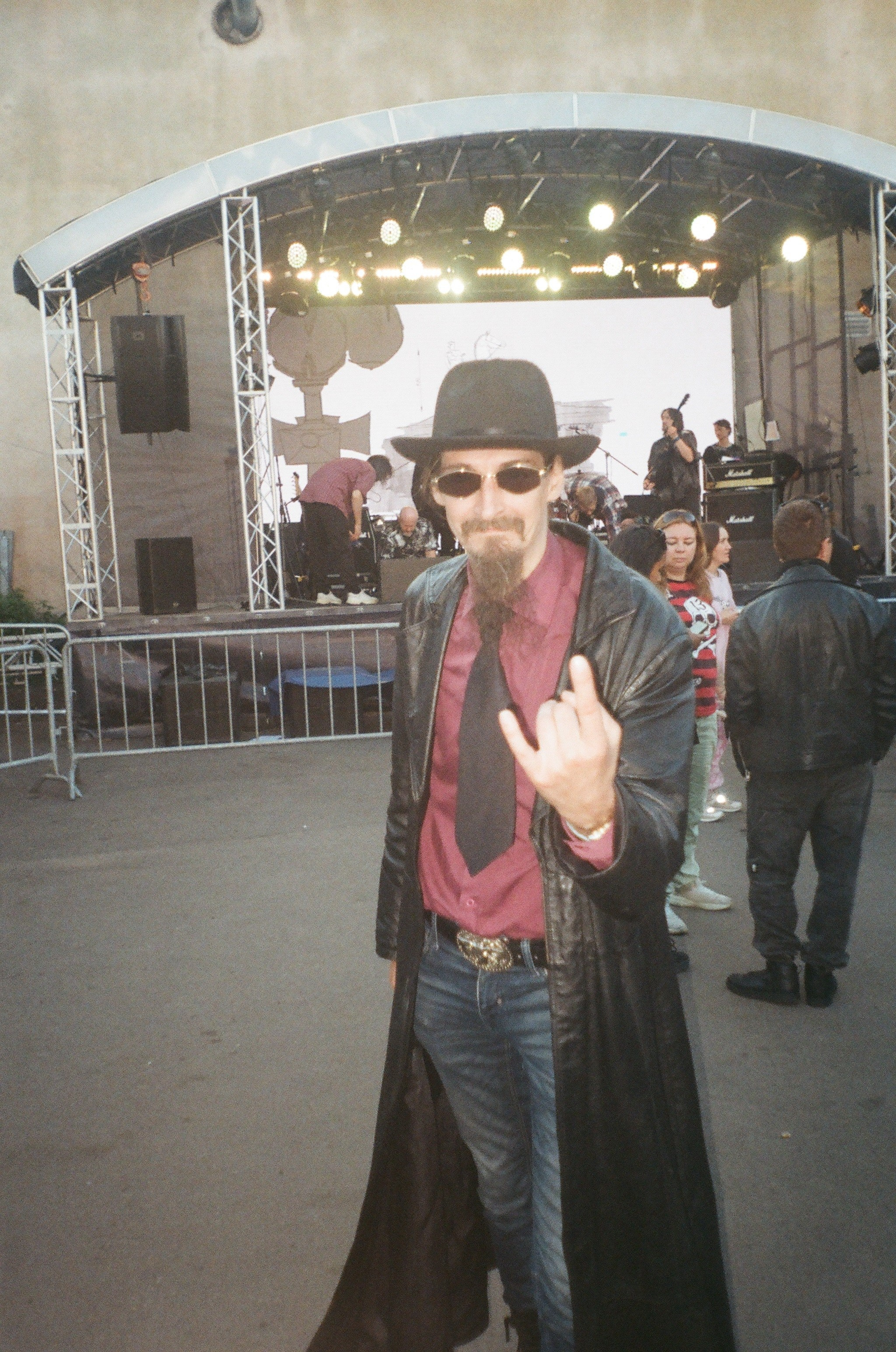 Плёнка. Человек в Шляпе