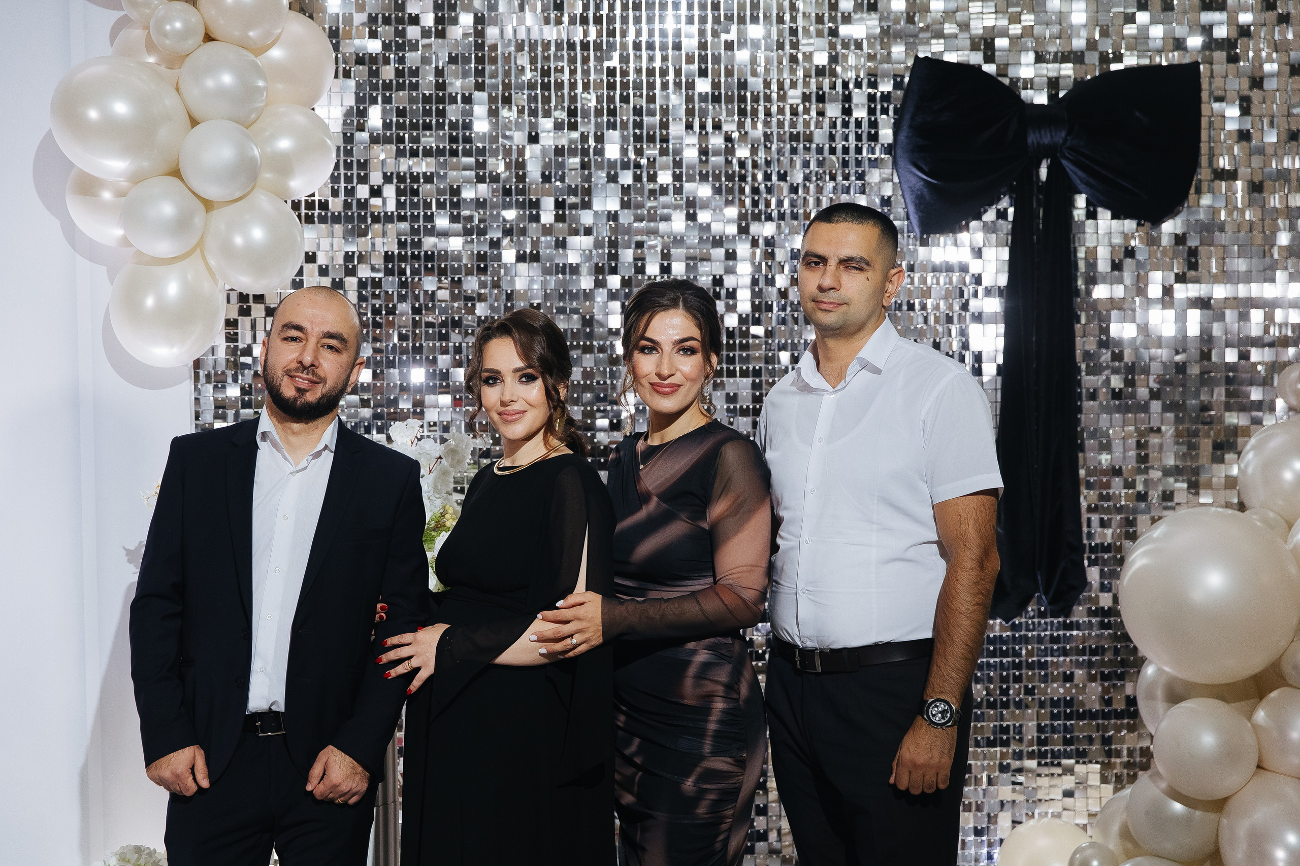 Ани и Назели. 35&5 День рождения, «Янтарь». Фотограф в Красноярске Надежда Воскресенская