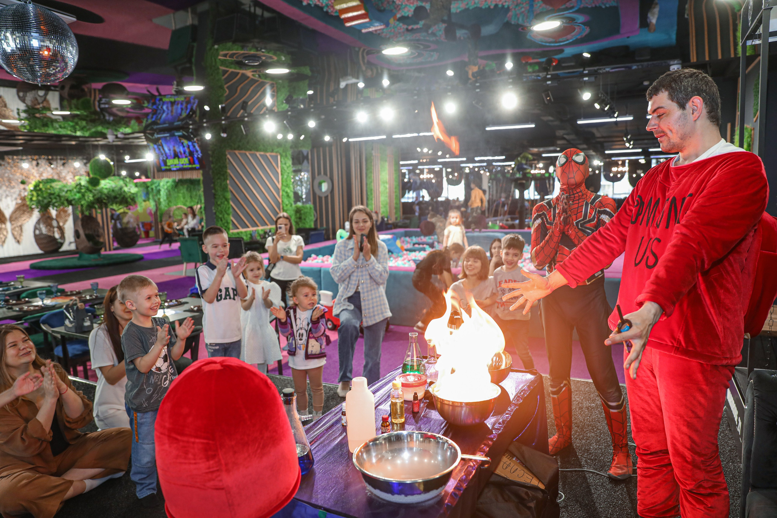 ДЕТСКИЕ МЕРОПРИЯТИЯ. Photographer Viktoriya Markushina «My world throug»