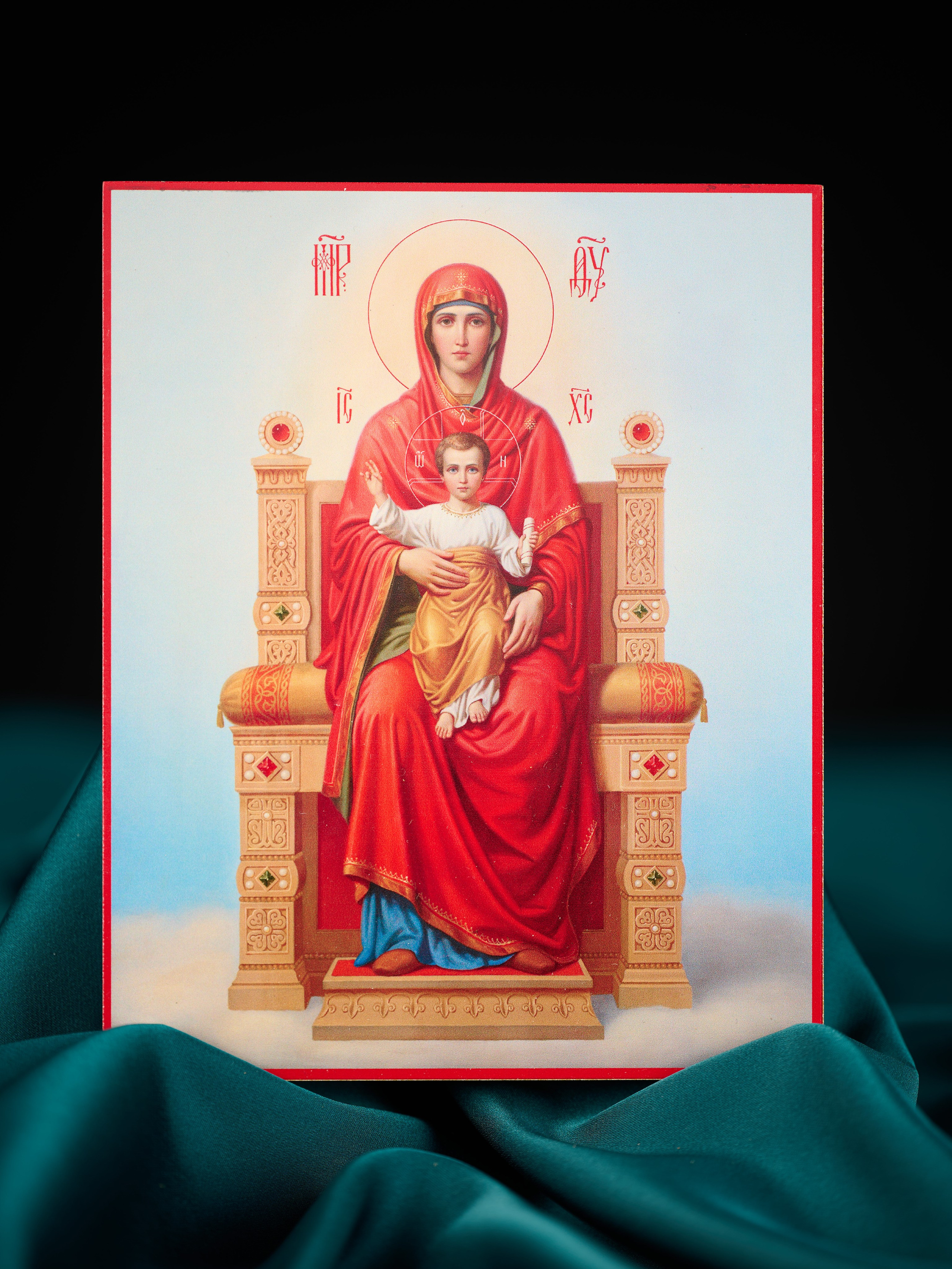 Иконы на досках